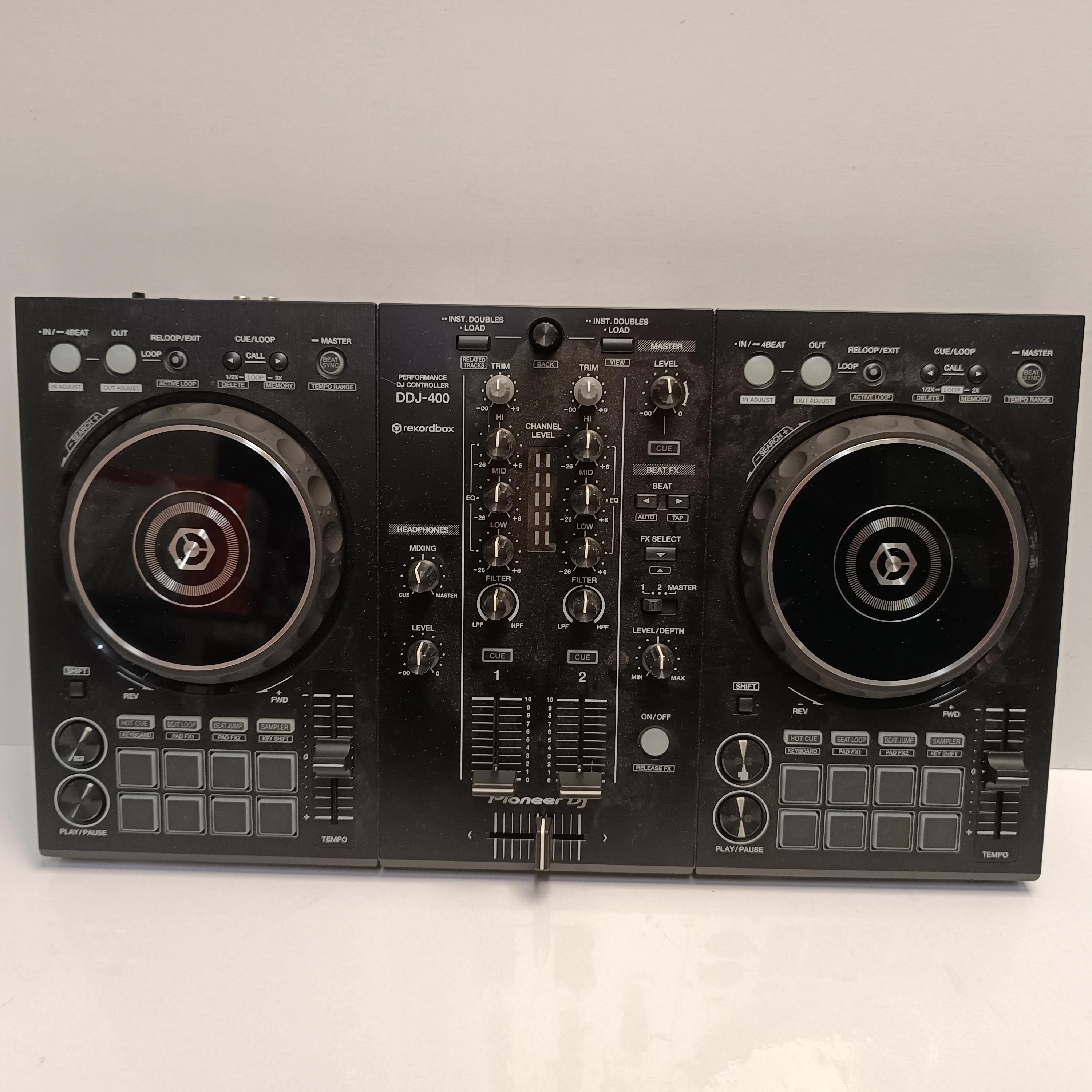 konsola-pioneer-dj-ddj-400-model-ddj-400