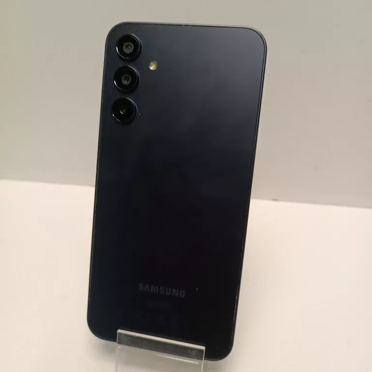 telefon-samsung-galaxy-a15-412gb-przekatna-ekranu-650