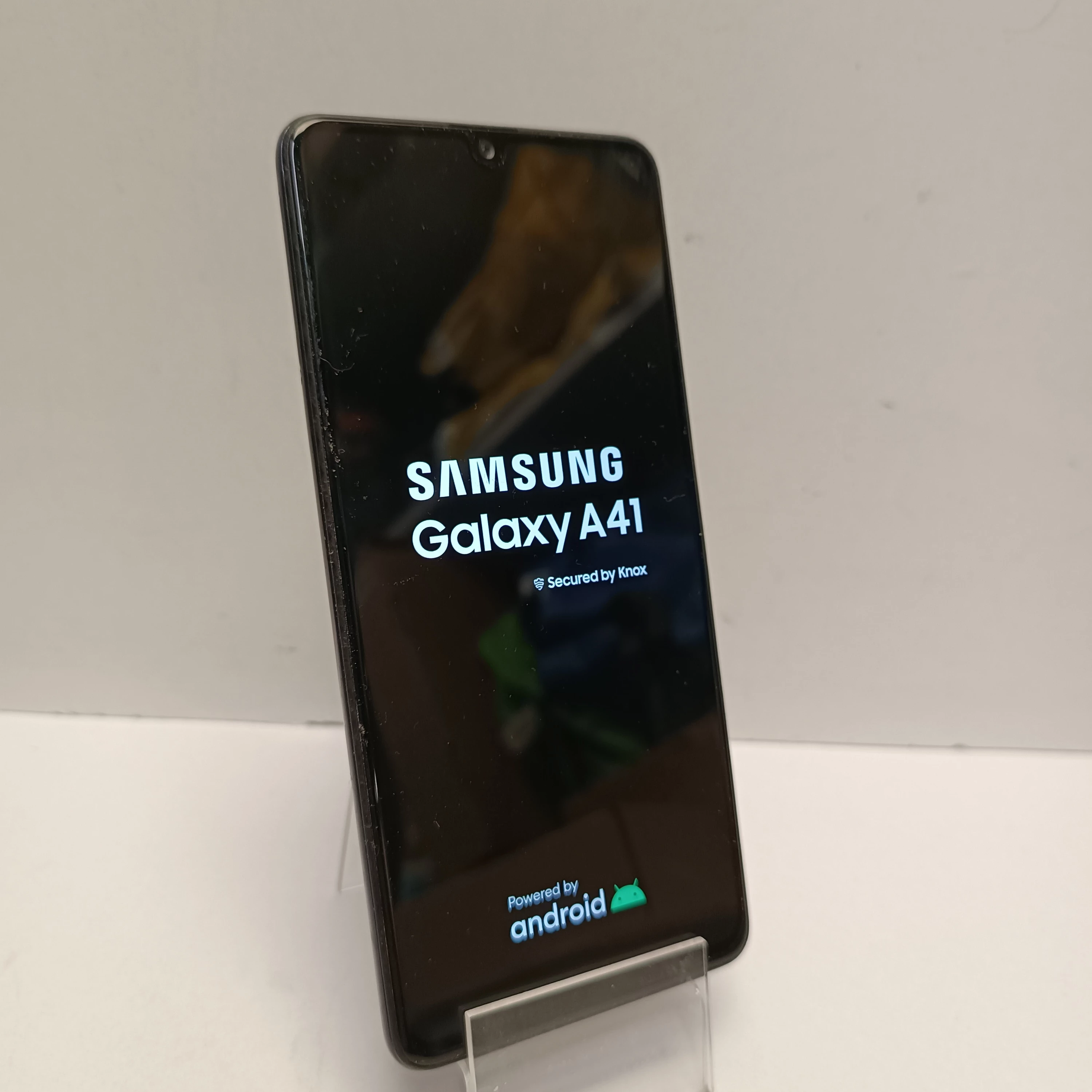 telefon-galaxy-a41-464gb-wbudowana-pamiec-202869-214193