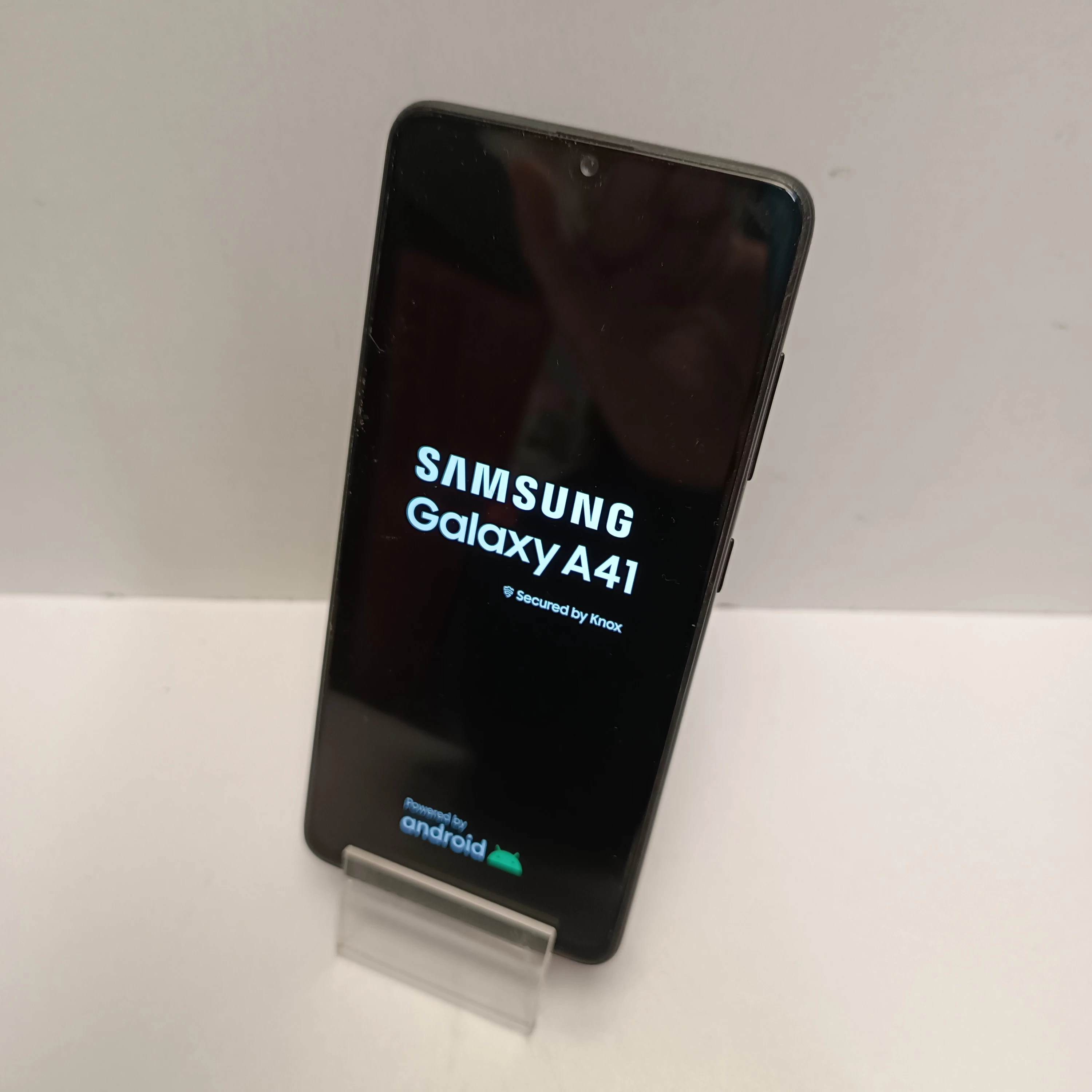 telefon-galaxy-a41-464gb-pamiec-ram-202865-214121