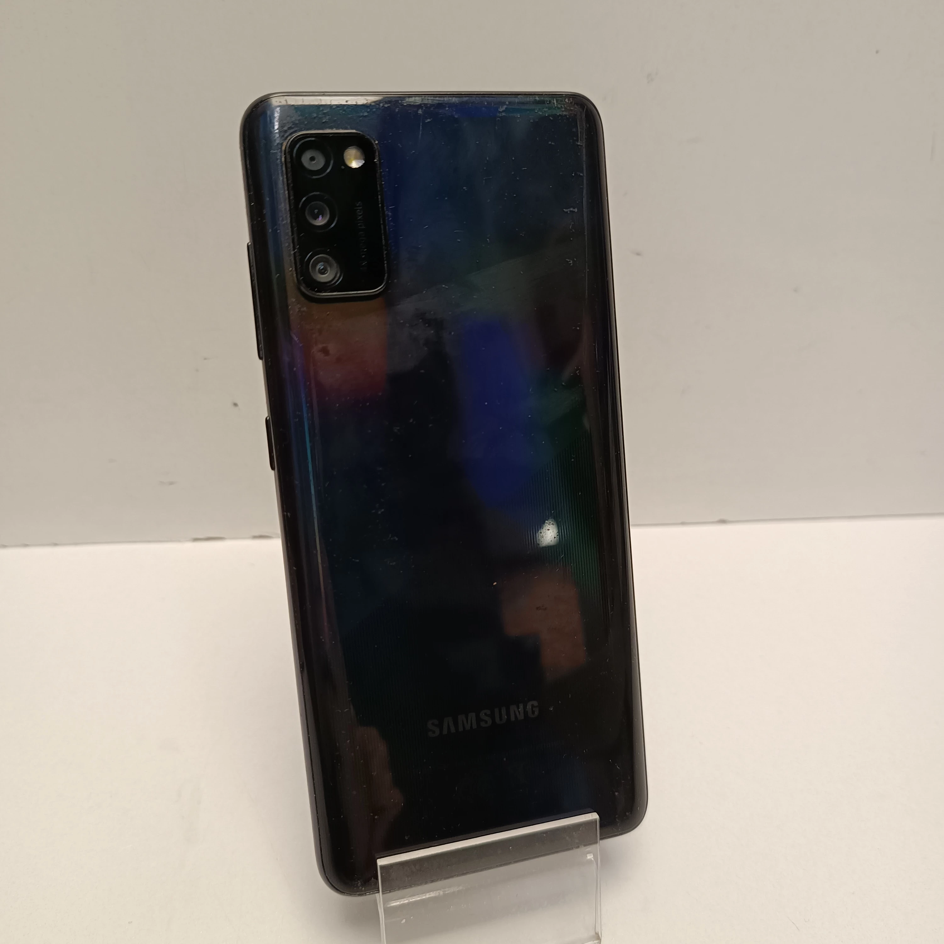 telefon-galaxy-a41-464gb-stan-11323-2