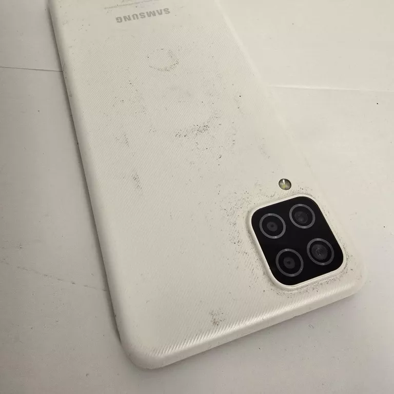 telefon-samsung-a12-przekatna-ekranu-650