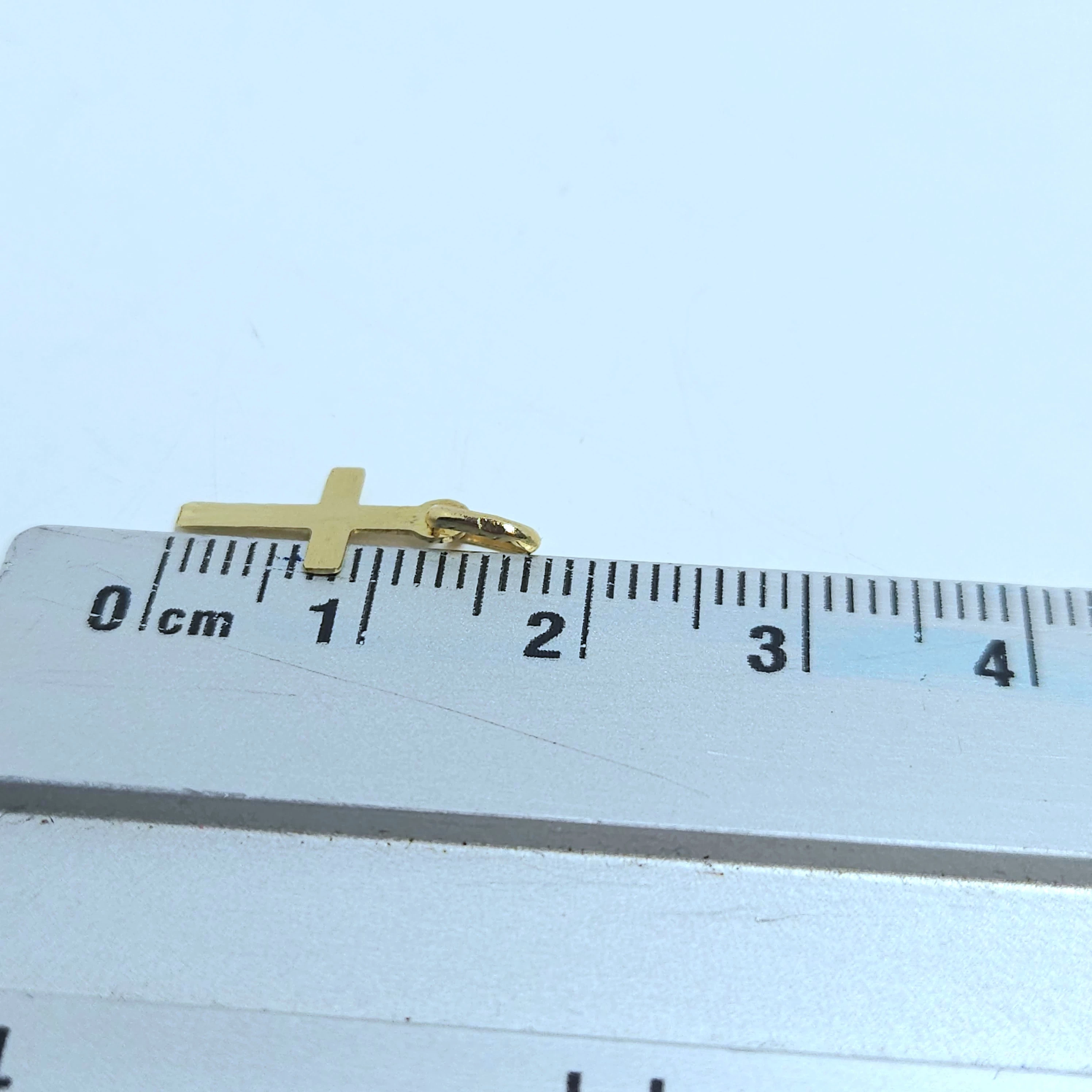 zloty-zawieszka-krzyzyk-585-023-g-kamien-17088-524288