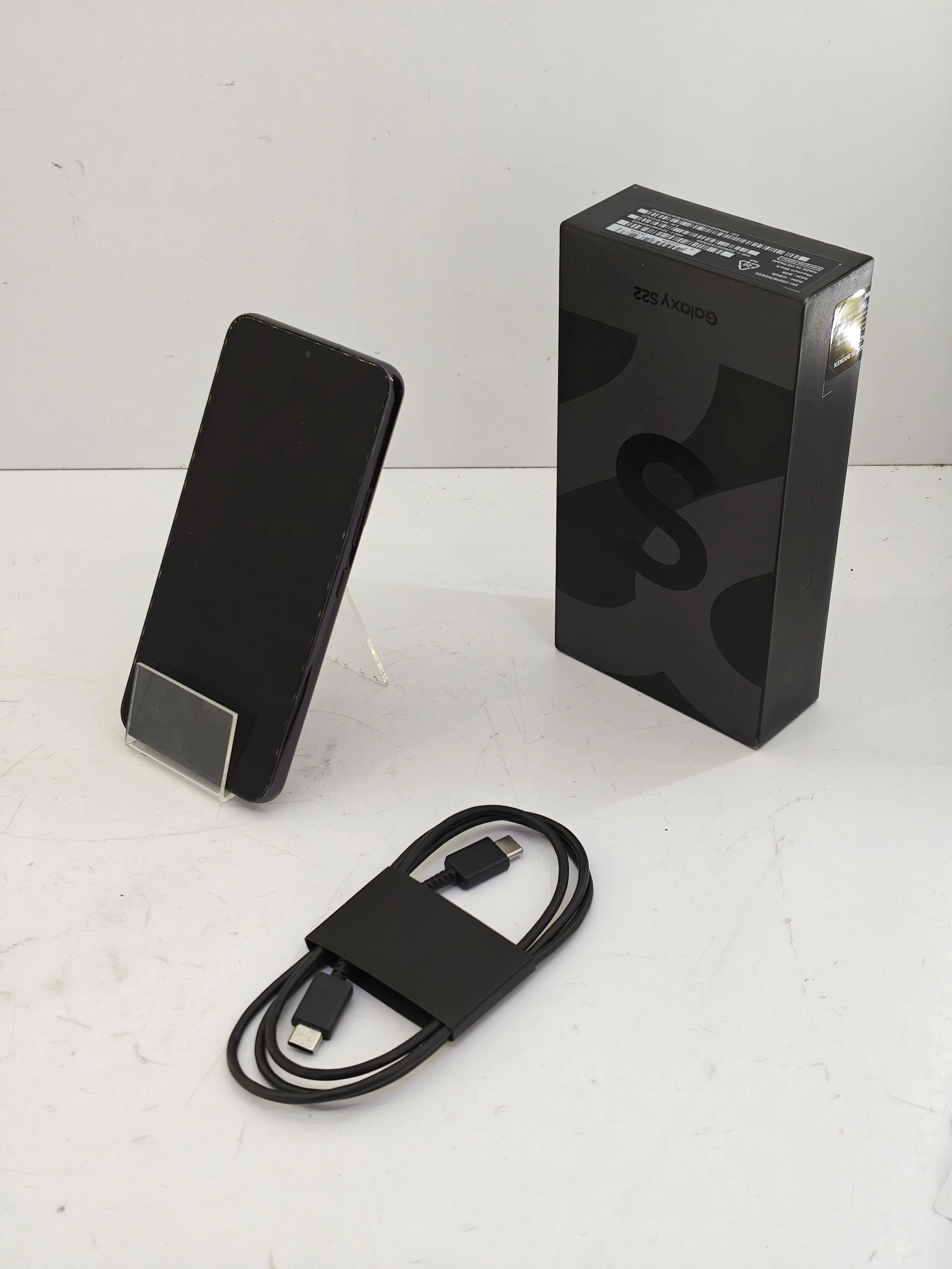 telefon-samsung-galaxy-s22-8128gb-komplet-czerwony-dwor-24-gdansk