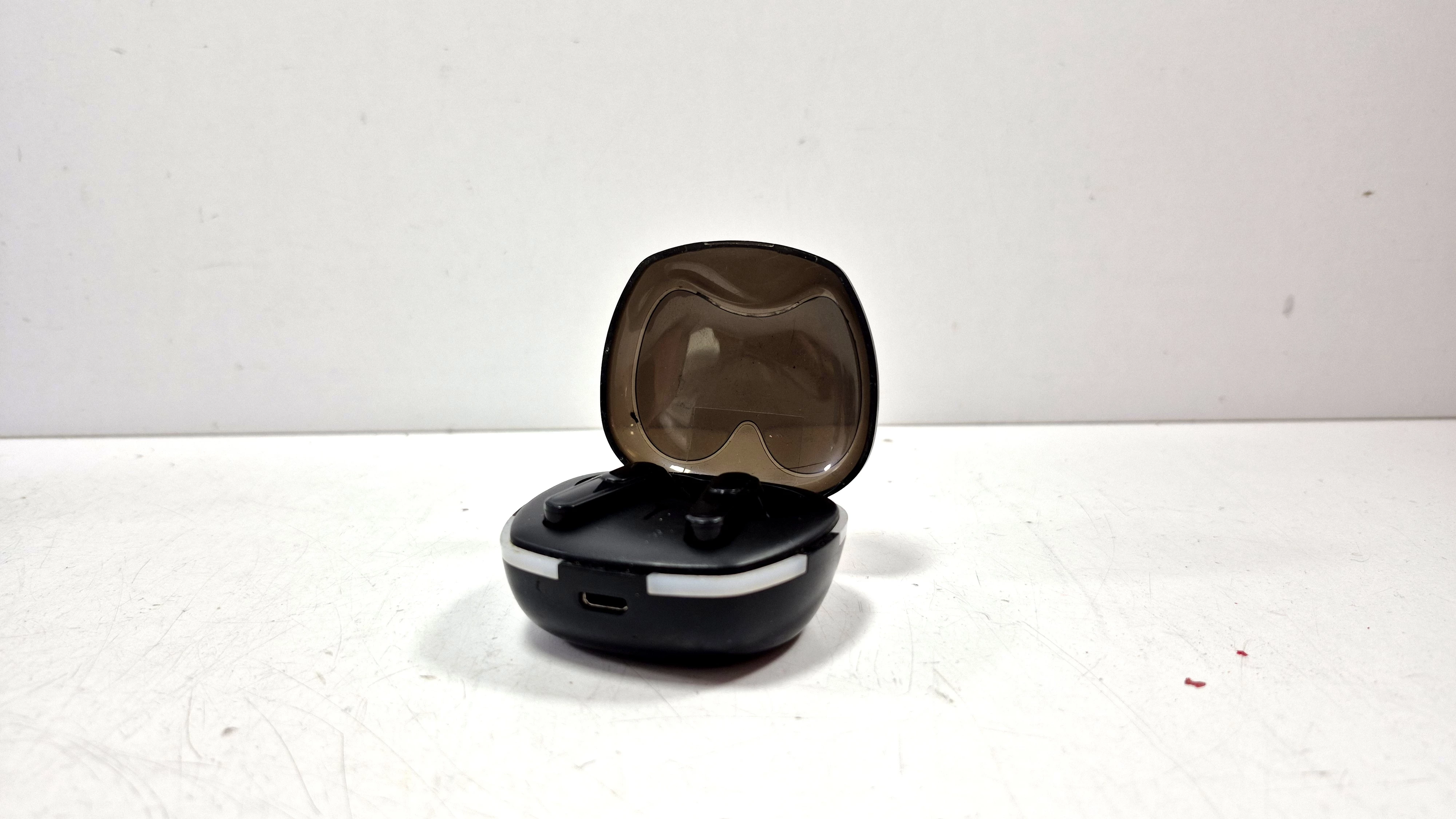 sluchawki-bluetooth-czarne-28-czerwca-126-poznan-ska-x