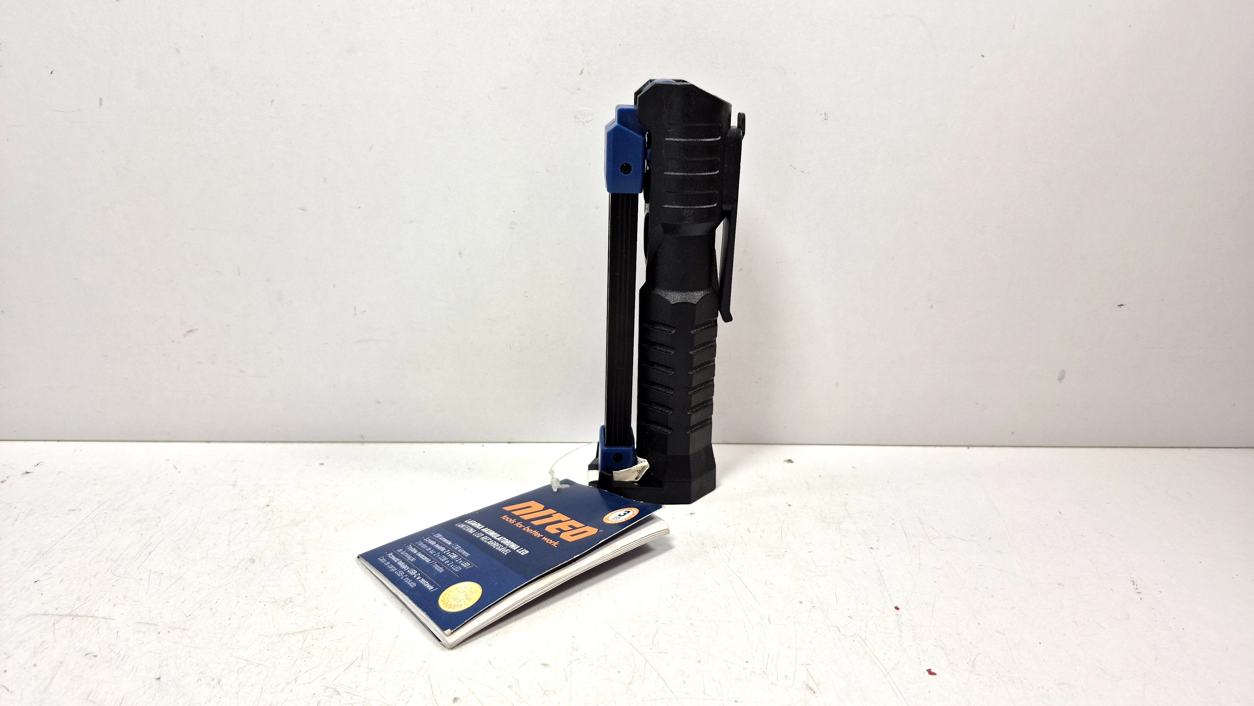 latarka-akumulatorowa-led-niteo-230lm-28-czerwca-126-poznan-ska-x