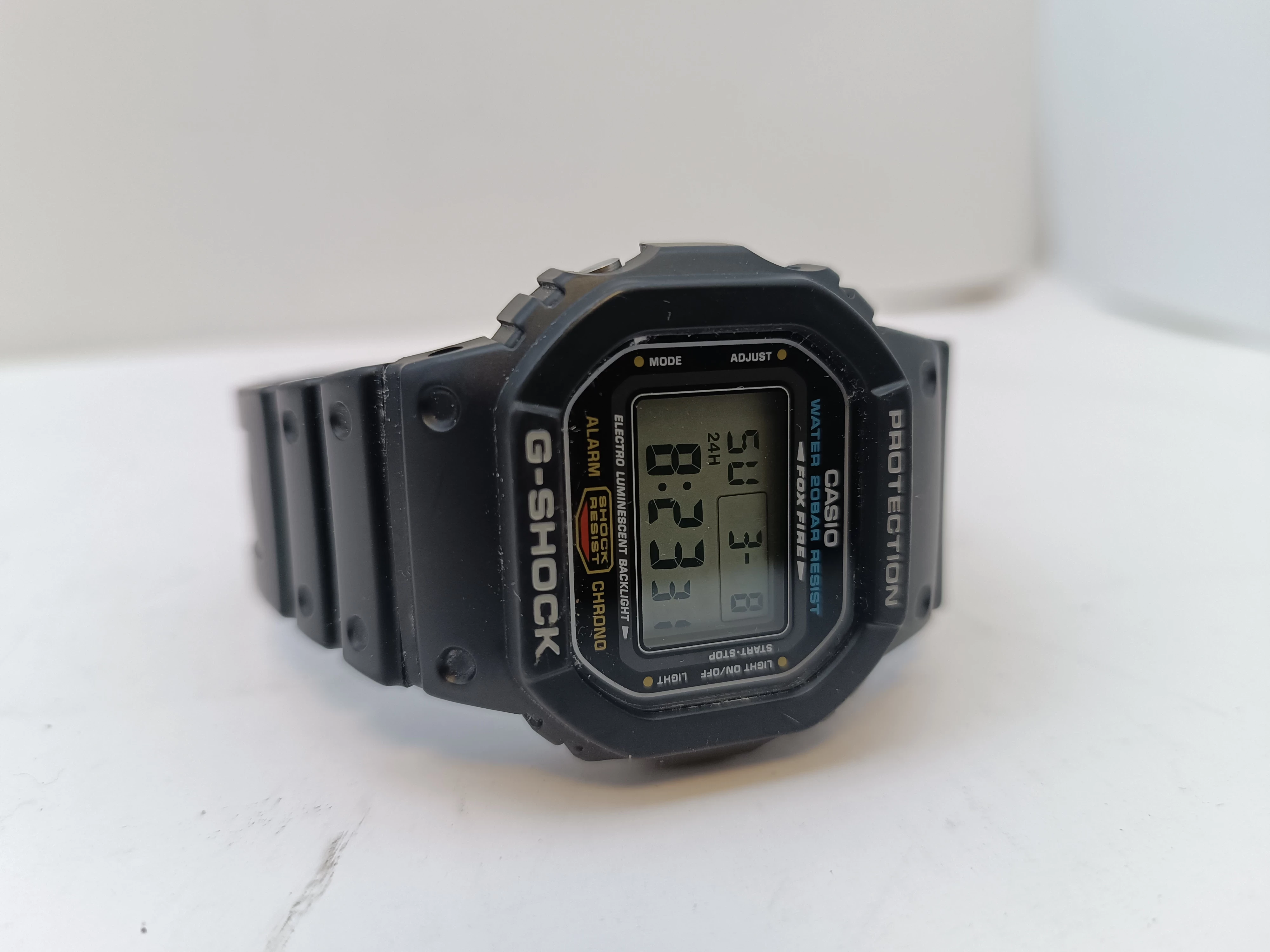 zegarek-casio-dw-5600e-ksztalt-koperty-129223-1
