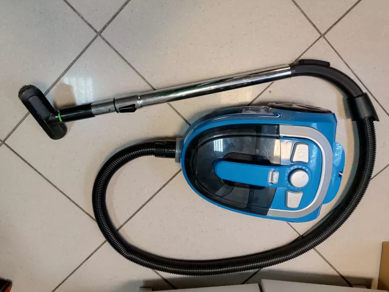 odkurzacz-bezworkowy-kerch-master-vc3200-ean-gtin-5906846738525