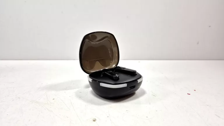 sluchawki-bluetooth-czarne-stan-11323-2