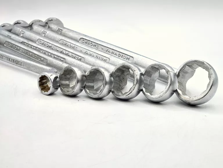 klucze-oczkowe-giete-16-32mm-zestaw-6-sztuk-marka-248811-958954