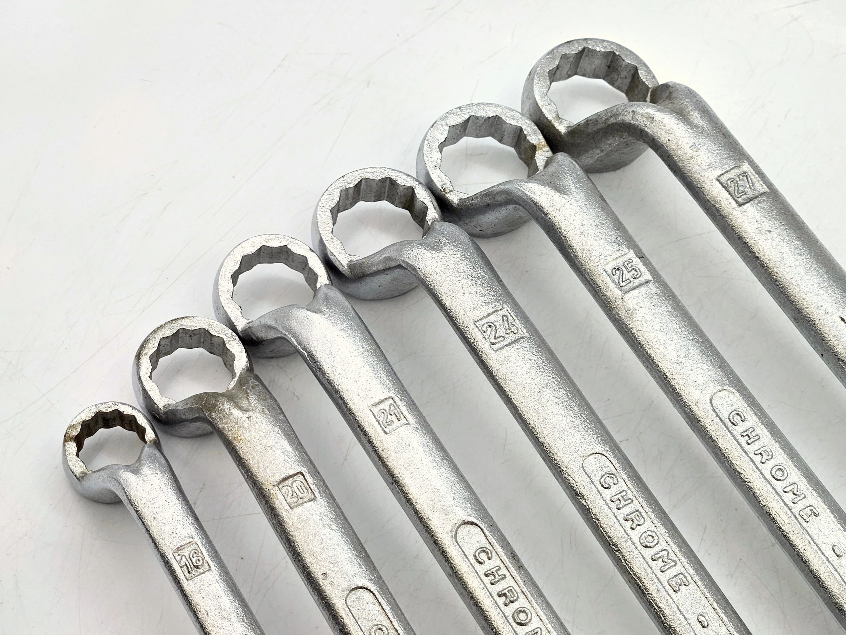 klucze-oczkowe-giete-16-32mm-zestaw-6-sztuk-stan-11323-2