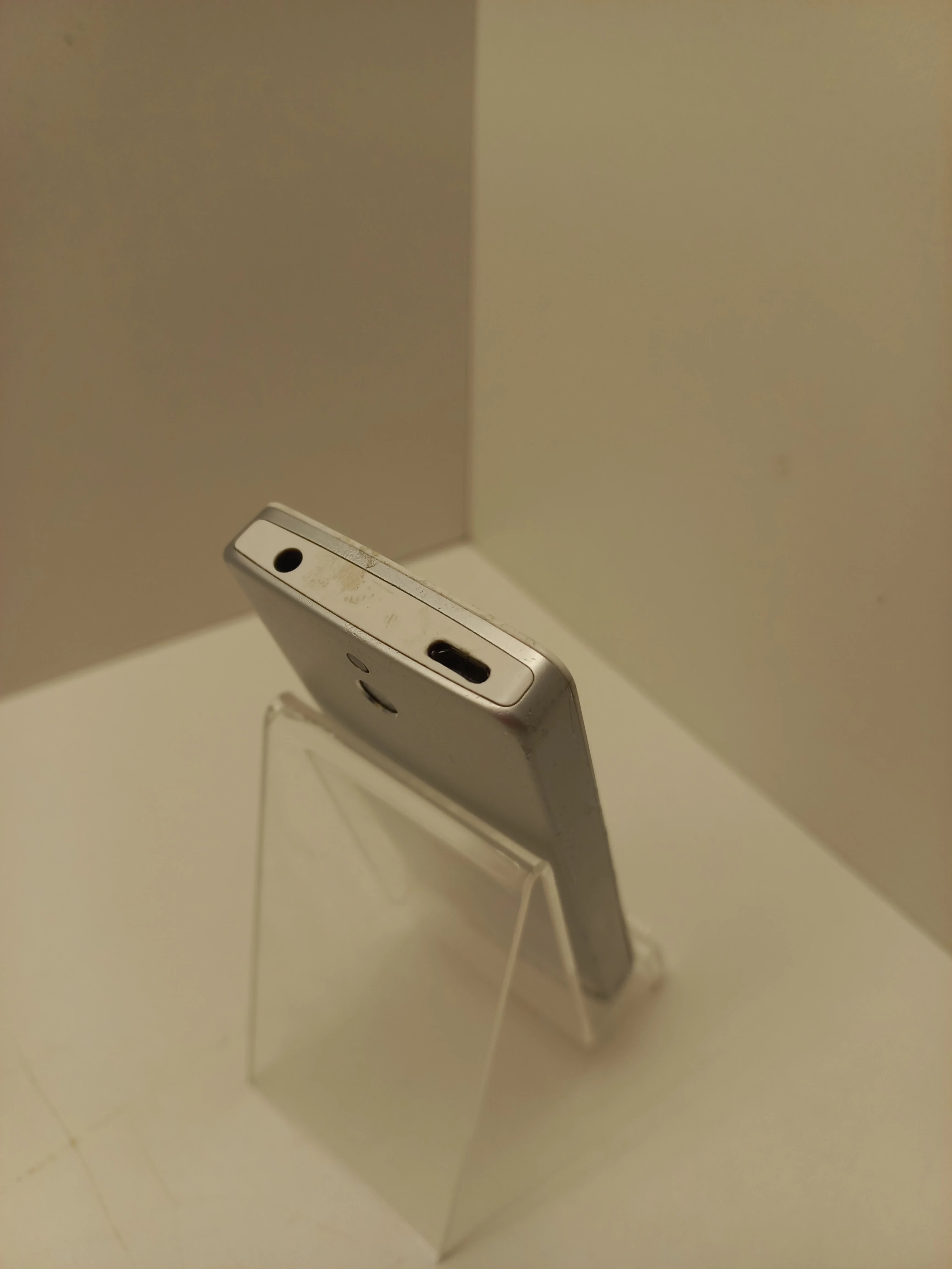 telefon-nokia-515-stan-11323-2