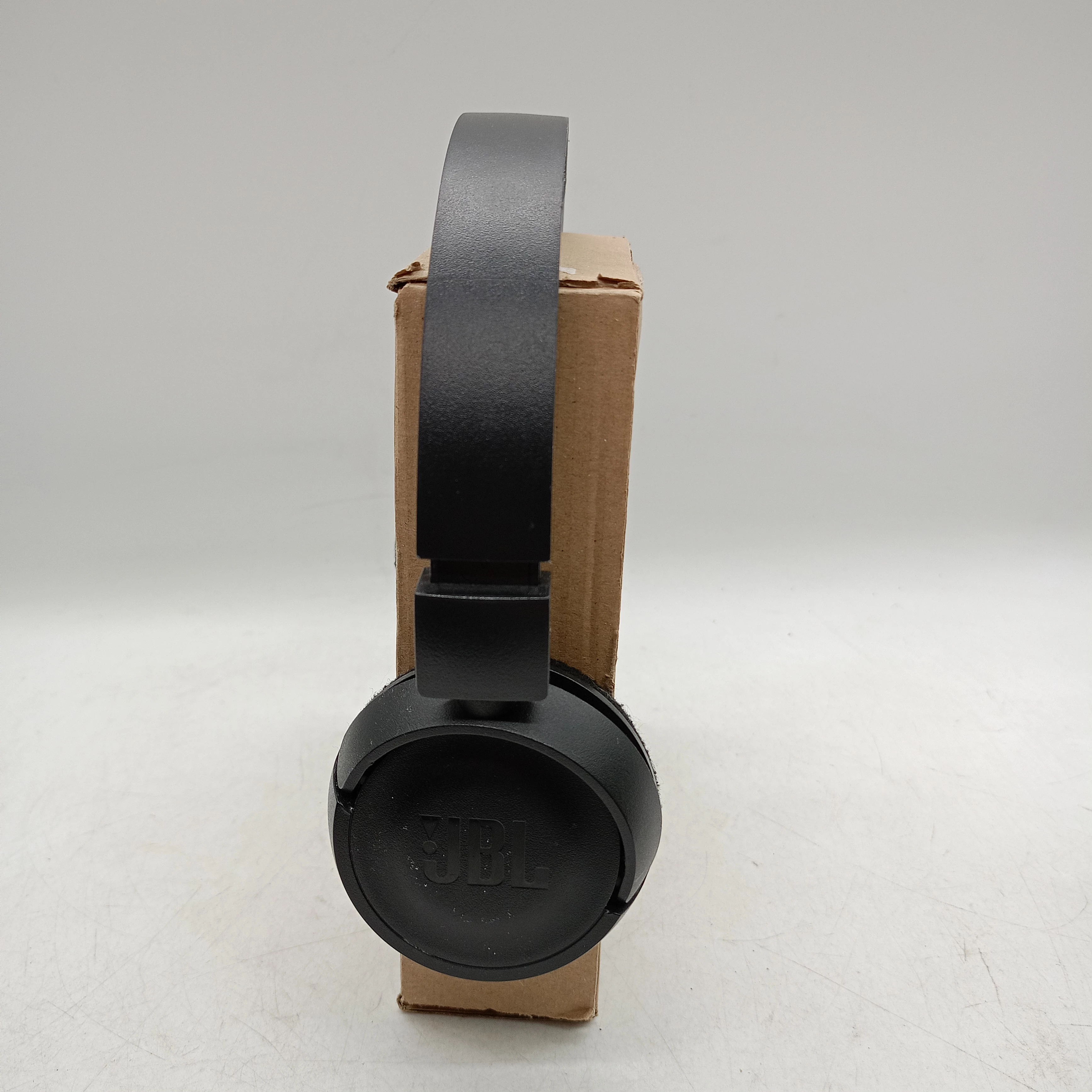 sluchawki-jbl-t450-bluetooth-czarne-stan-11323-2