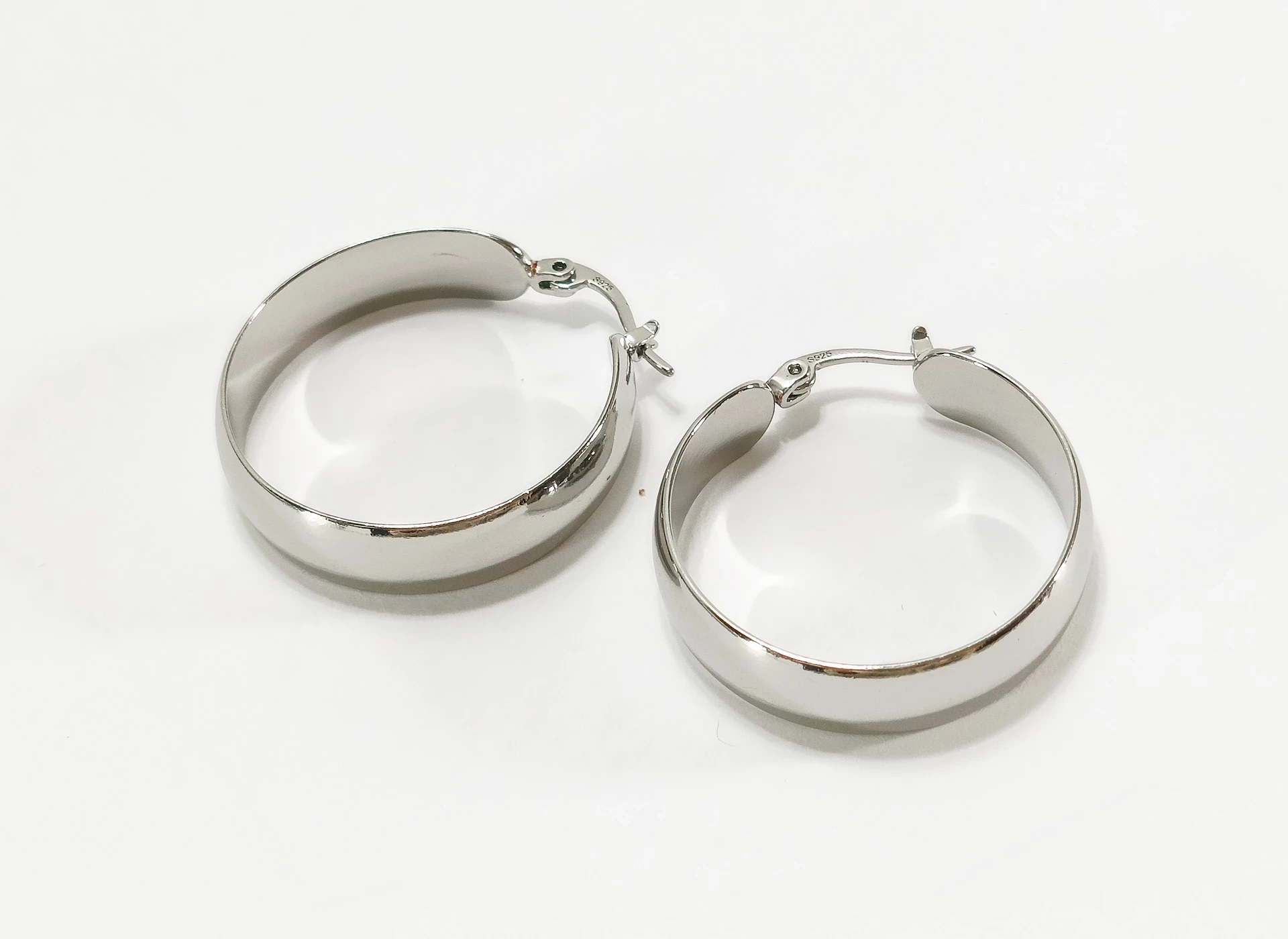 srebrne-kolczyki-kola-sr27cm-p925-stan-11323-2