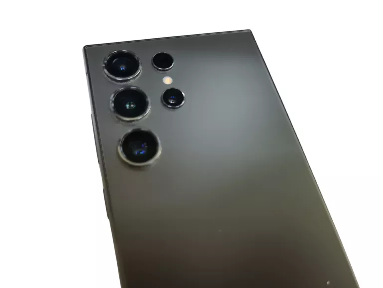 telefon-samsung-galaxy-s24-ultra-12256gb-transmisja-danych-217-2048