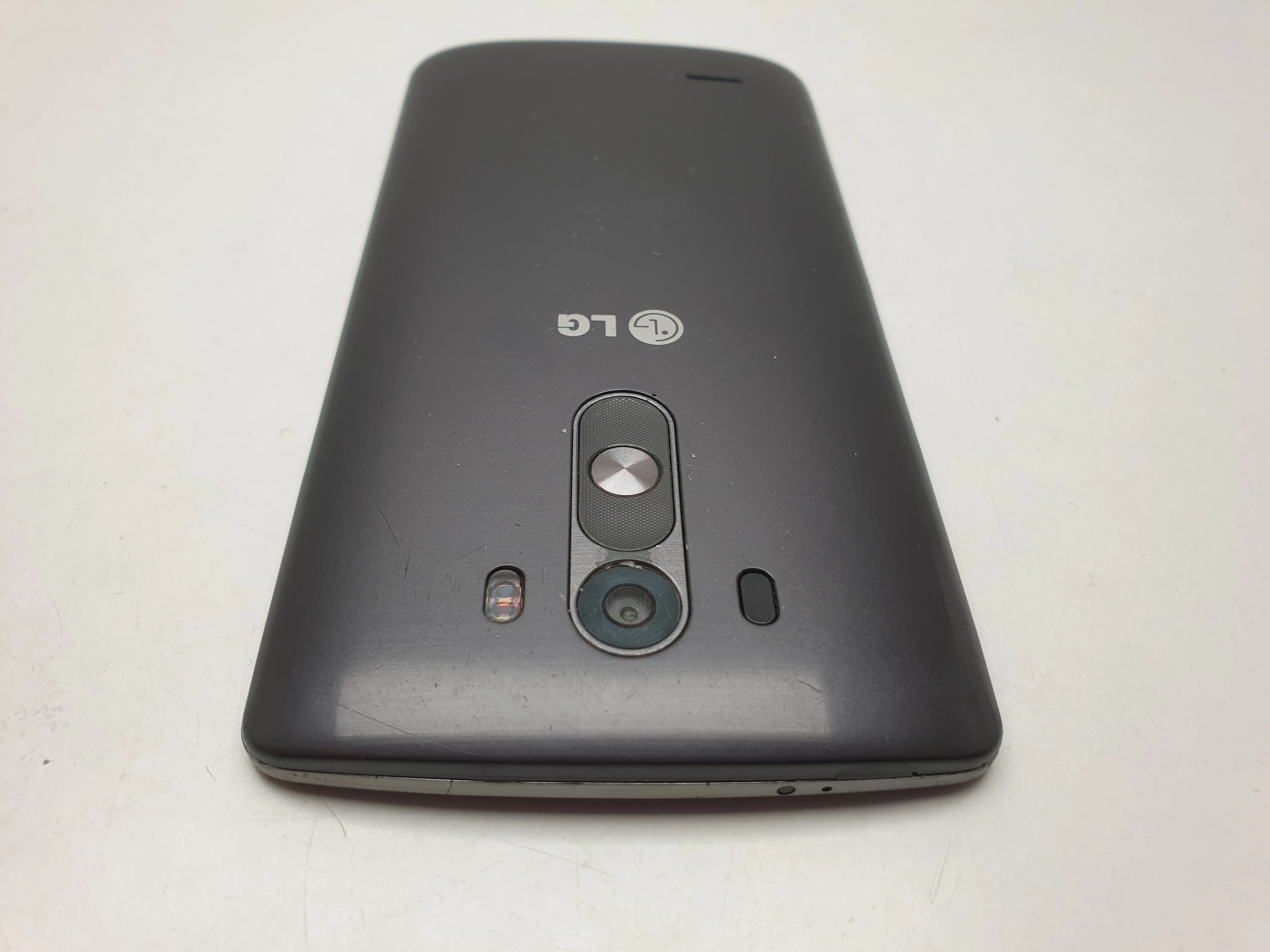 telefon-lg-g3-przekatna-ekranu-500
