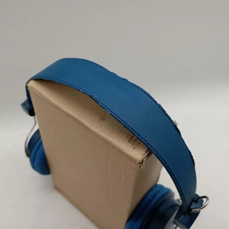 sluchawki-nauszne-poss-niebieskie-stan-11323-2