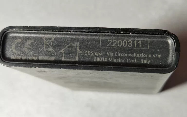 powerbank-sbs-10000mah-pojemnosc-akumulatora-10000