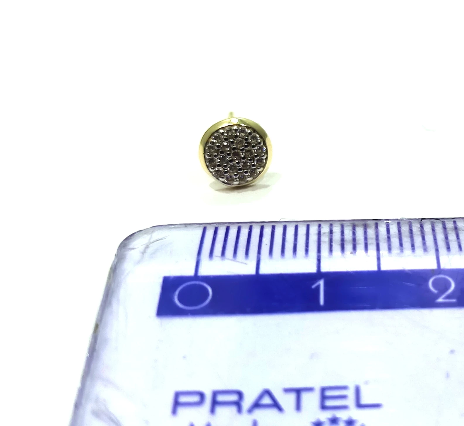 uzywane-zlote-kolczyki-w-sztyfcie-585-089g-rodzaj-2205-2