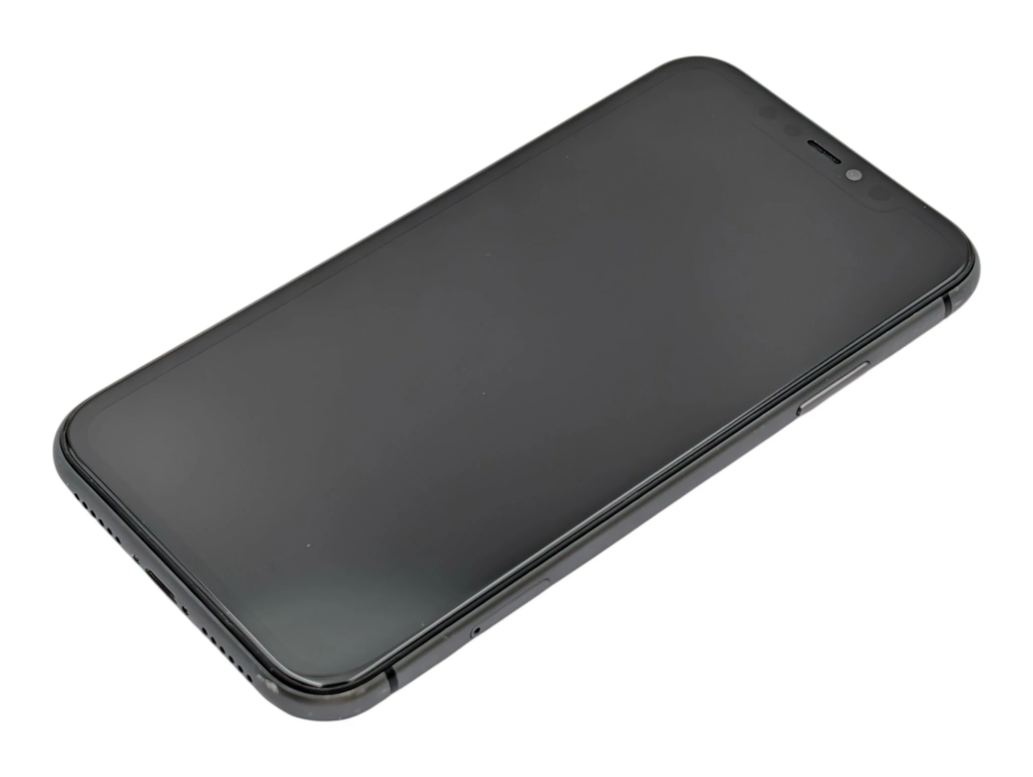 telefon-apple-iphone-11-256gb-61-bat-100-czarny-wolny-rynek-opis-przekatna-ekranu-610