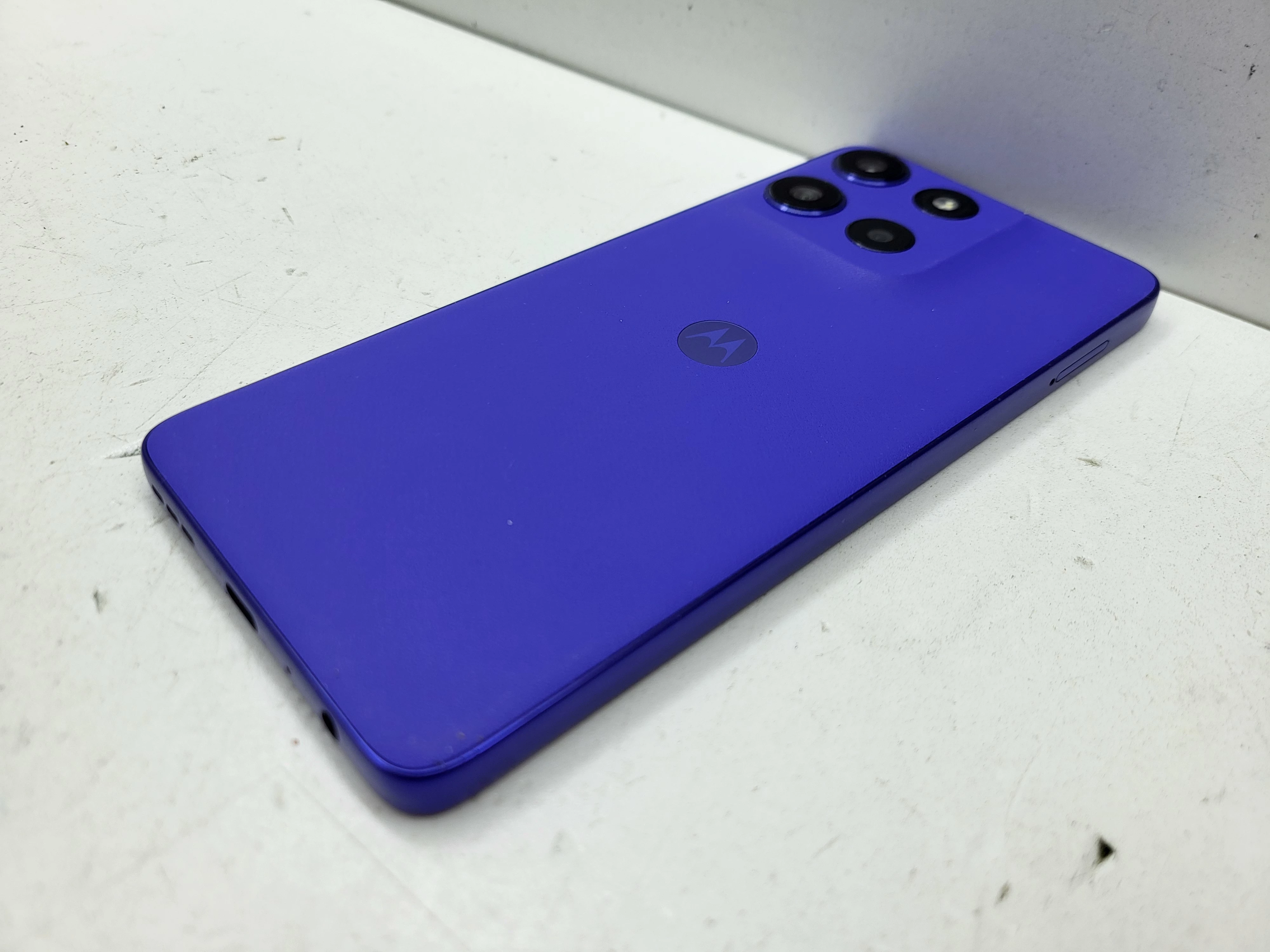 telefon-motorola-moto-g56-5g-wbudowana-pamiec-202869-214185