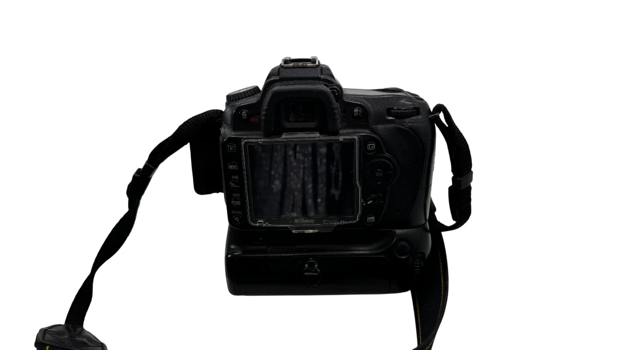 aparat-nikon-d90-obiektyw-af-s-nikkor-18-105mm-rozdzielczosc-1230