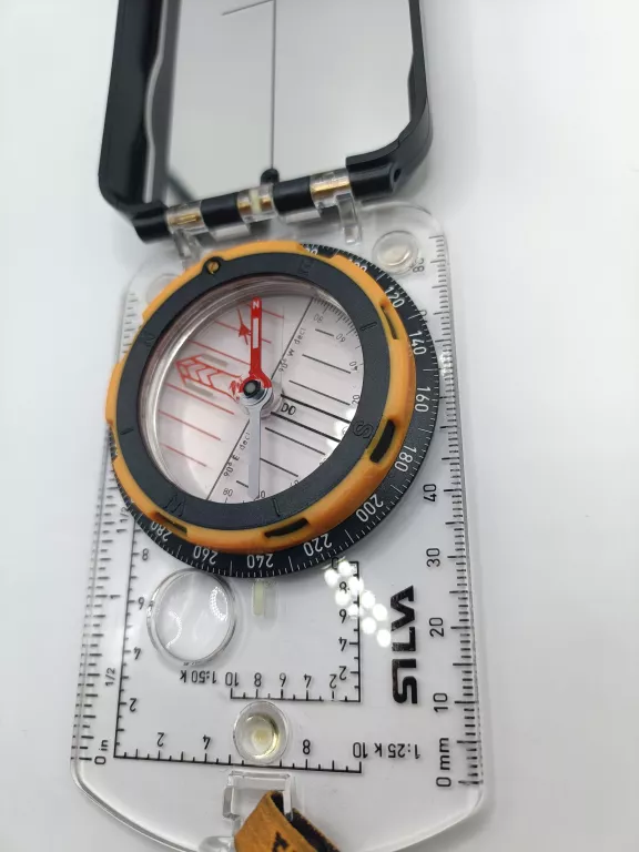 silva-kompas-mapowy-z-lusterkiem-stan-11323-2