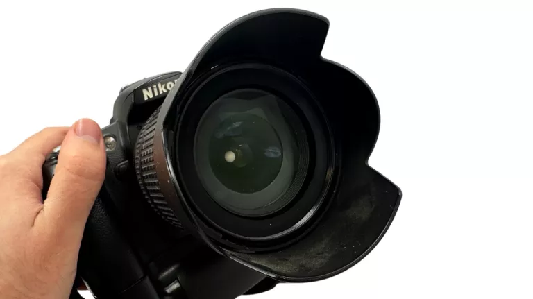 aparat-nikon-d90-obiektyw-af-s-nikkor-18-105mm-ean-gtin-018208915743