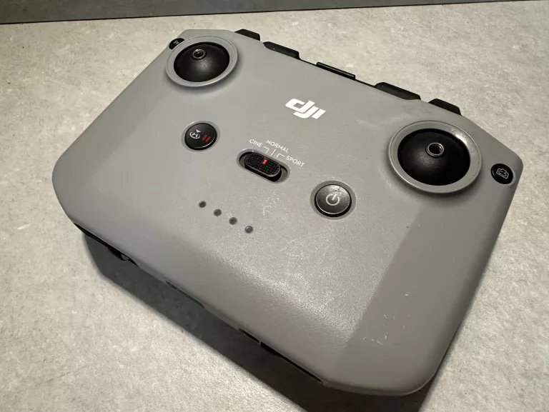 kontroler-dji-rc231-marka-248811-1136865