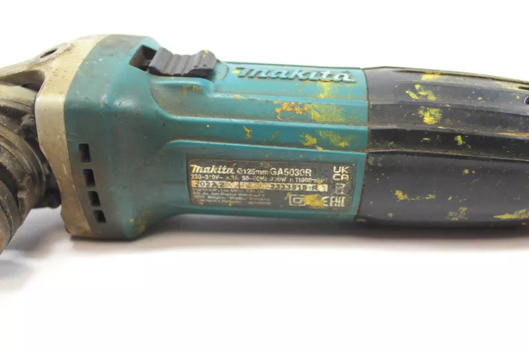 szlifierka-katowa-makita-ga5030r-stan-11323-2