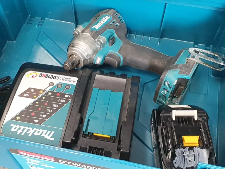 klucz-udarowy-makita-dtw300-zasilanie-209202-1769478