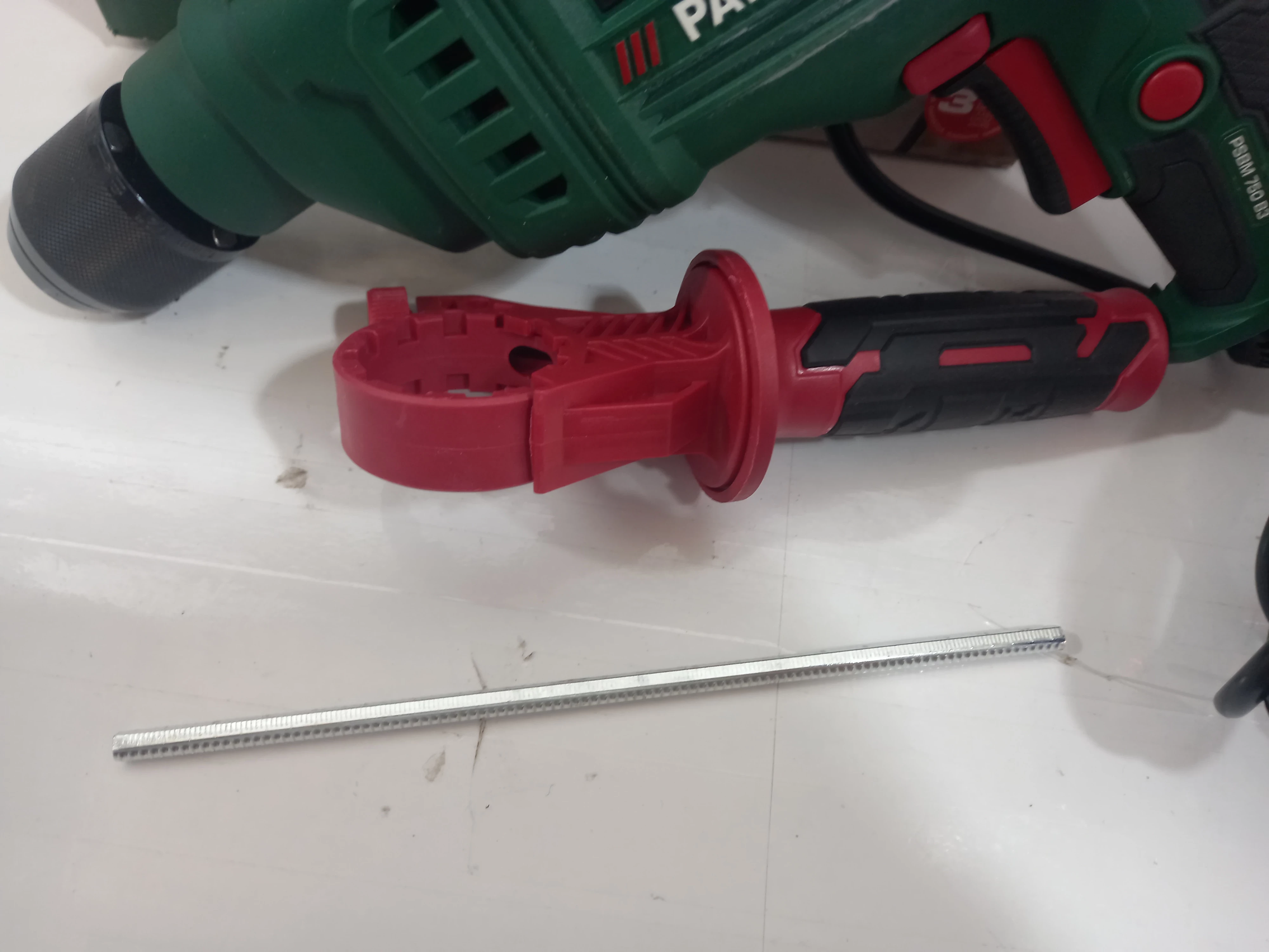 wiertarka-udarowa-750-w-psbm-750-b3-raczka-pudelko-rodzaj-129632-4