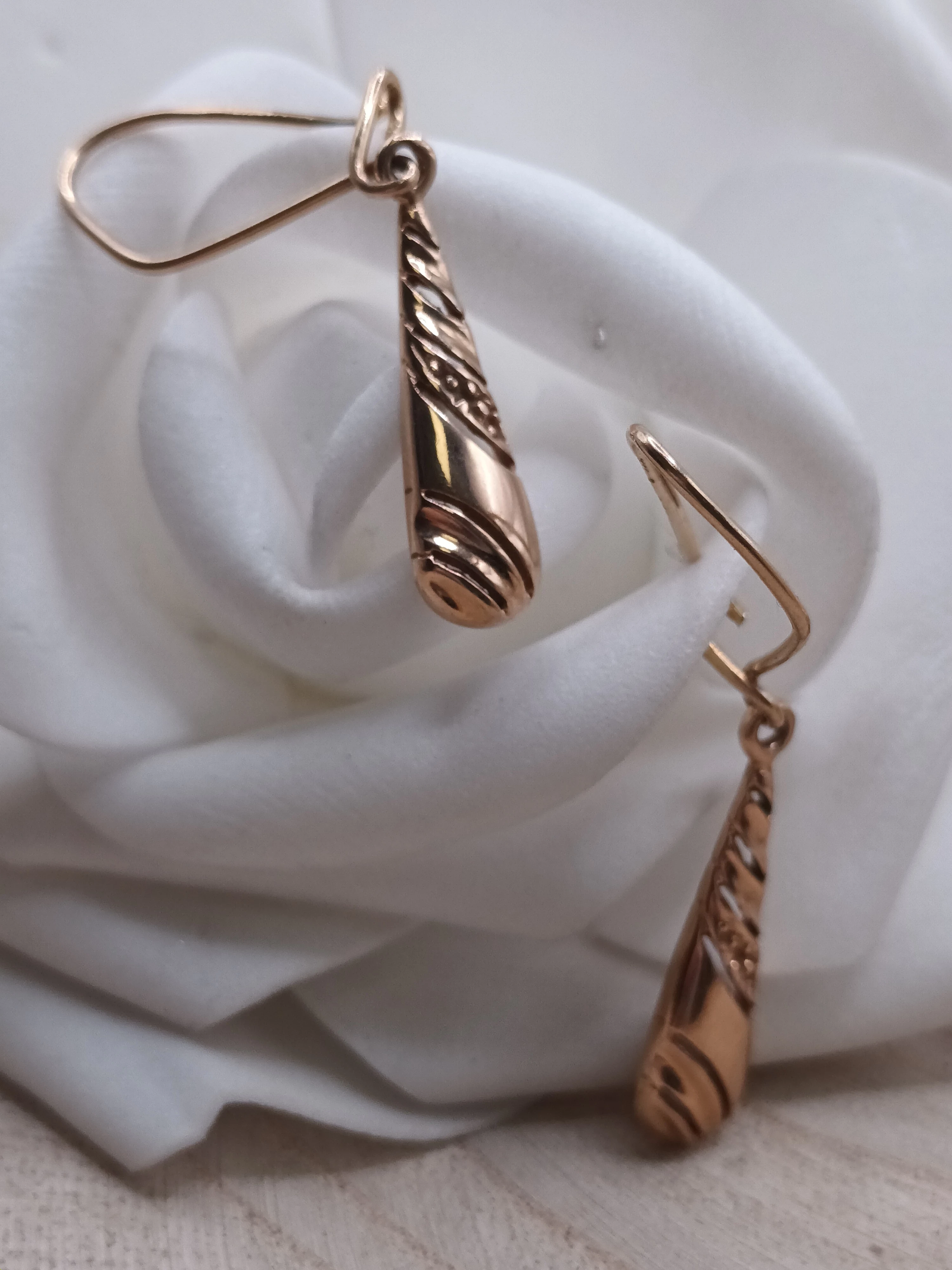 zlote-kolczyki-wiszace-lezki-p585-213gr-ean-gtin-5906803385816