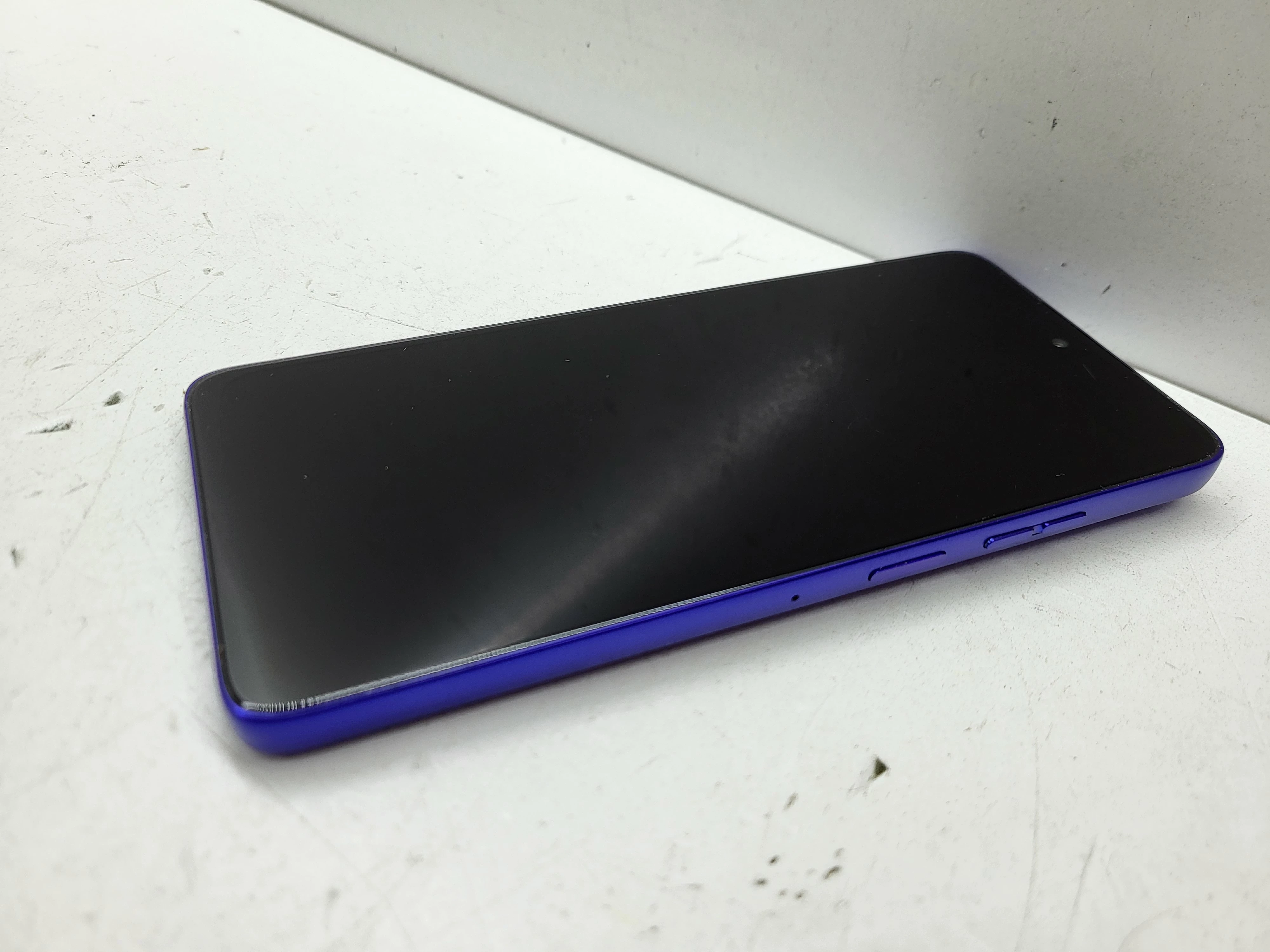 telefon-motorola-moto-g56-5g-pojemnosc-akumulatora-5200