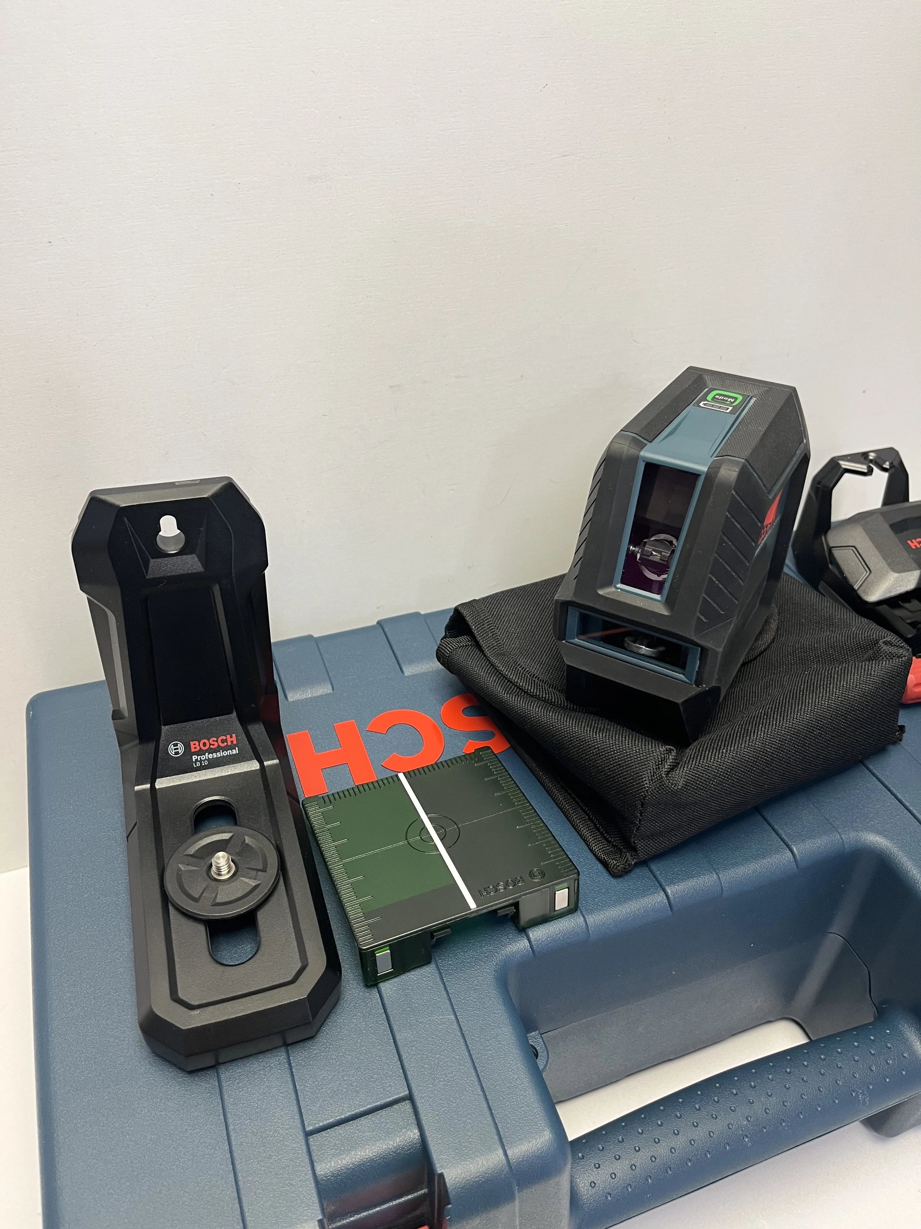 laser-bosch-gll-2-15-g-walizka-ean-gtin-4059952511054