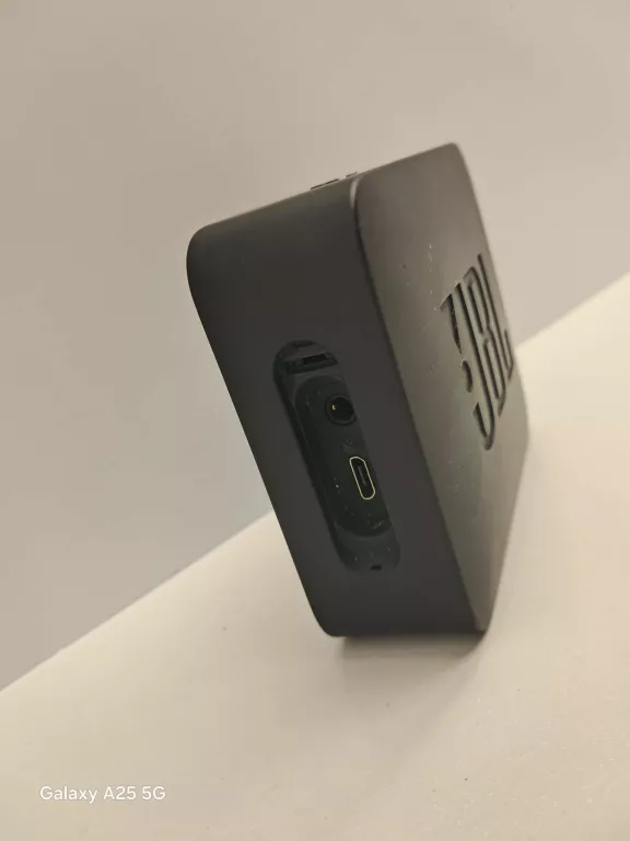 glosnik-bezprzewodowy-jbl-go-2-moc-300
