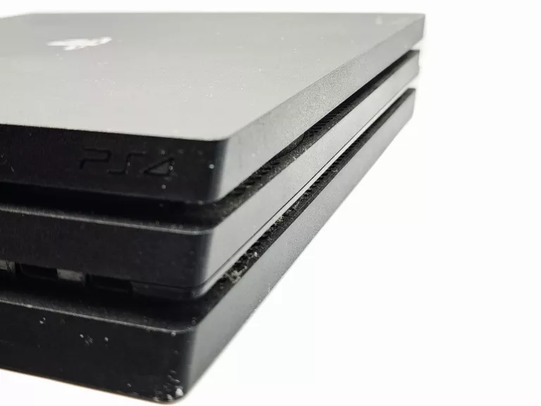 konsola-playstation-4-pro-1tb-pad-okablowanie-liczba-kontrolerow-w-zestawie-205994-225550