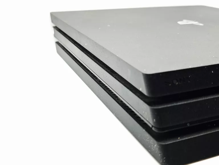 konsola-playstation-4-pro-1tb-pad-okablowanie-wersja-130590-3