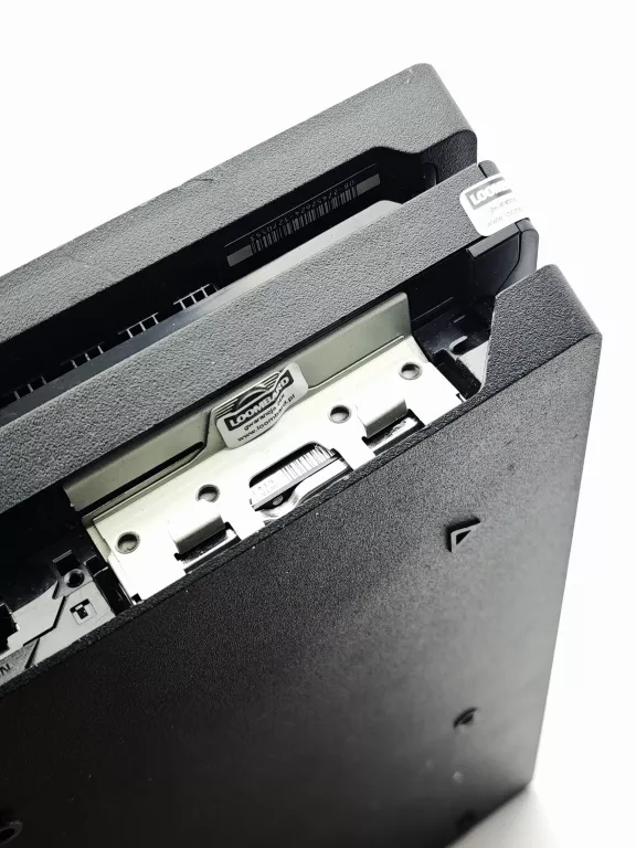 konsola-playstation-4-pro-1tb-pad-okablowanie-dysk-wbudowana-pamiec-5179-352249