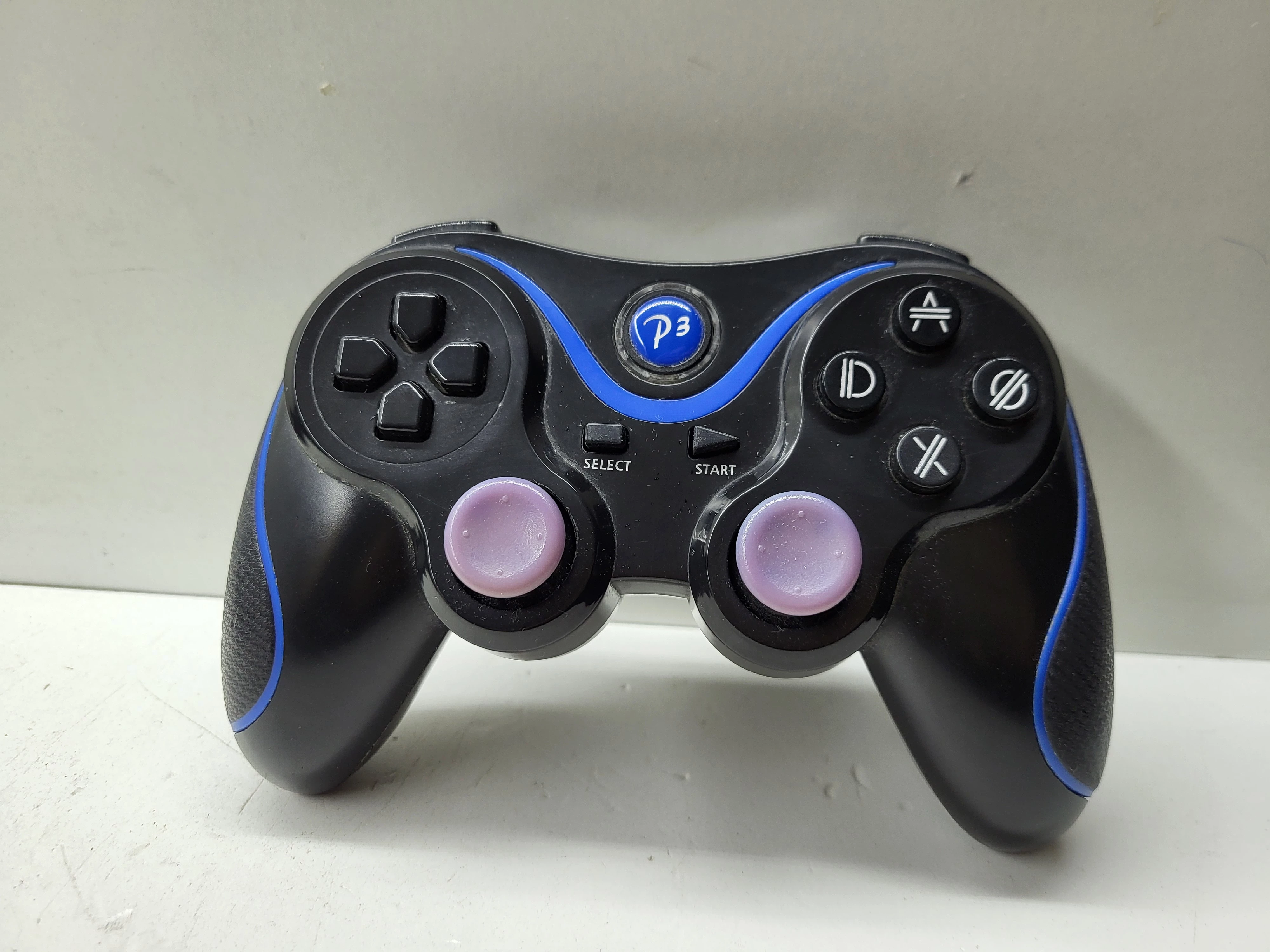 konsola-ps3-super-slim-500-gb-pad-zamiennik-liczba-kontrolerow-w-zestawie-205994-225554