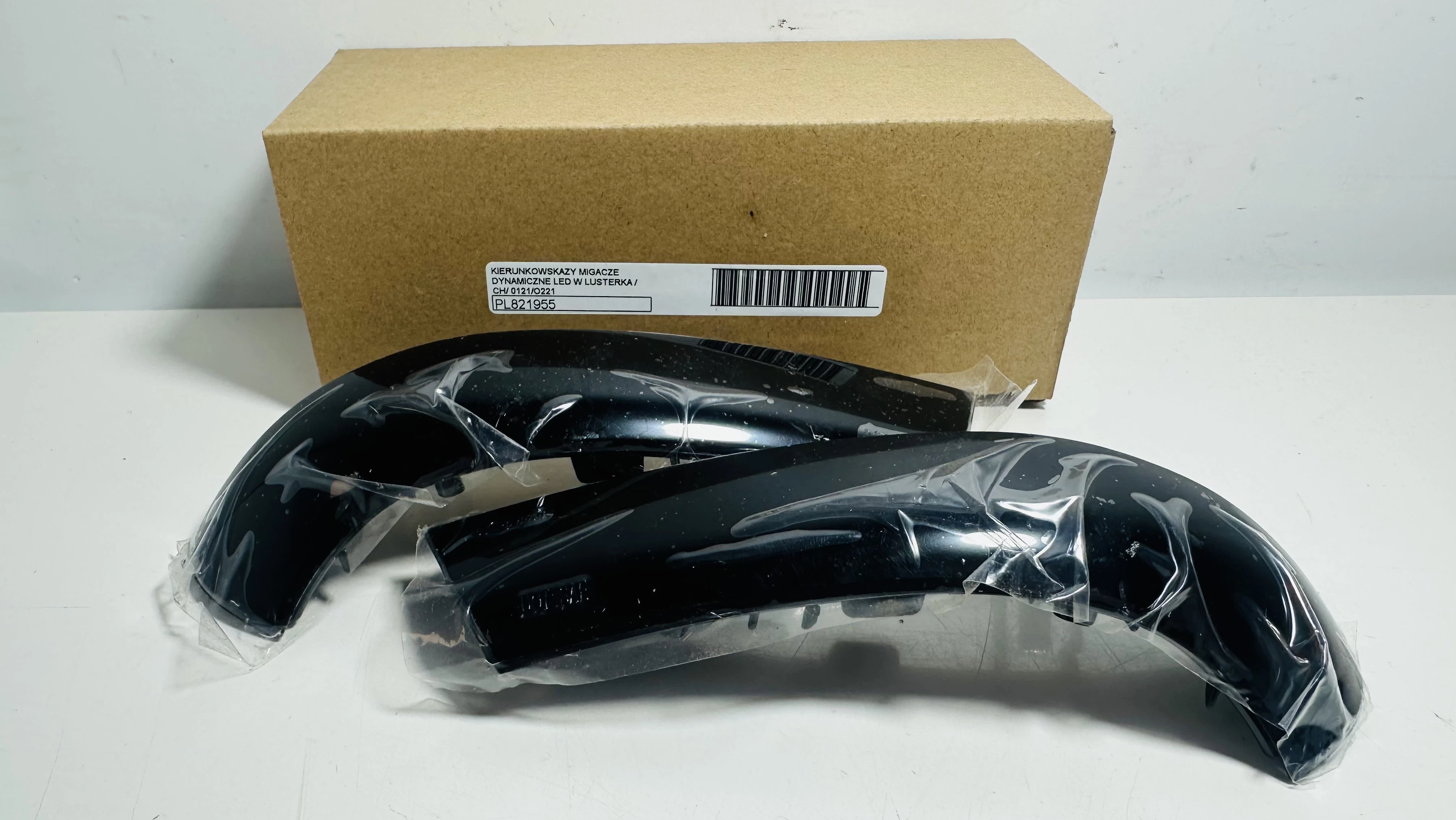 kierunkowskazy-migacze-dynamiczne-plywajace-w-lusterka-vw-golf-v-vi-sharan-armii-krajowej-38-tczew