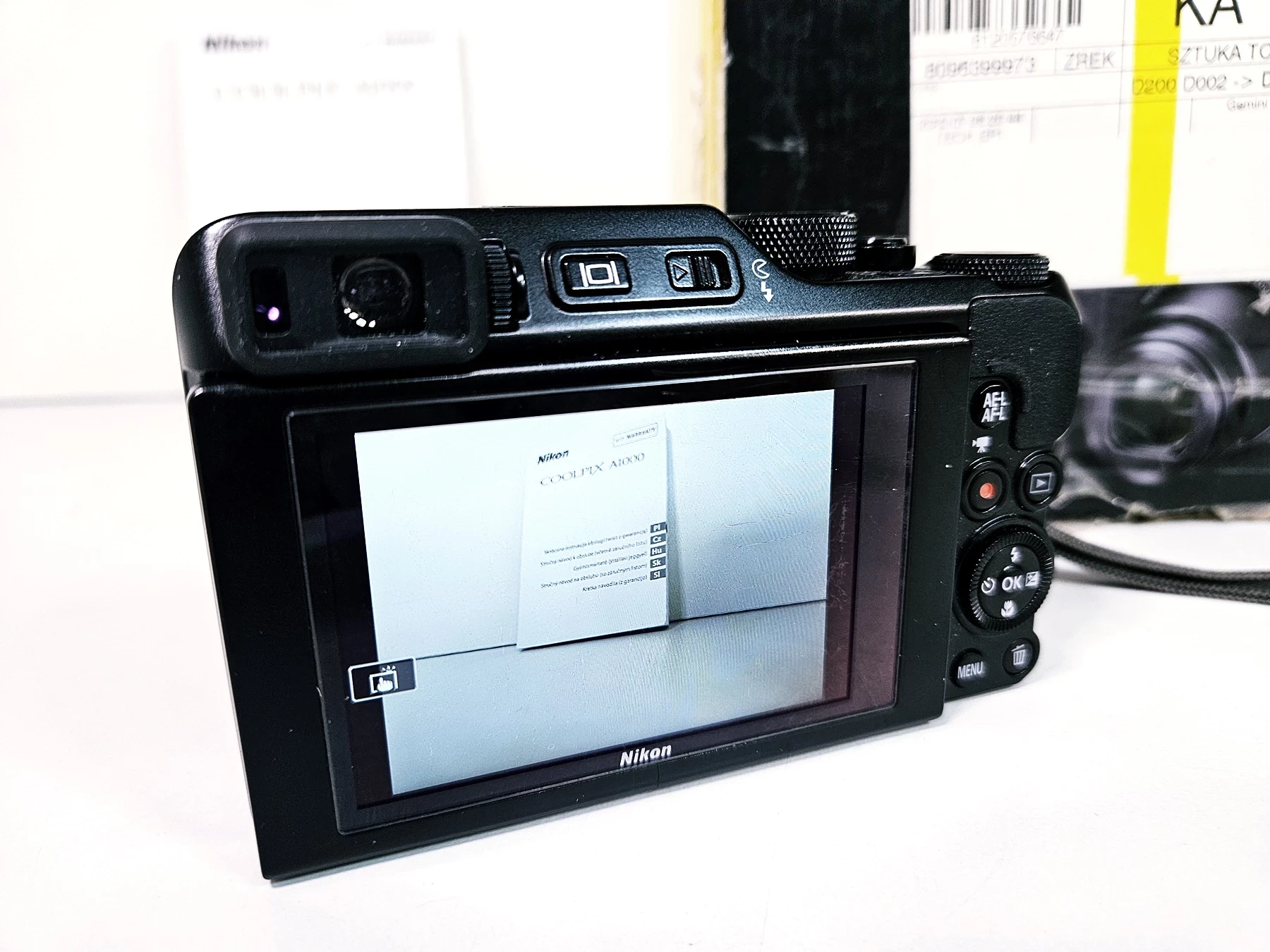 aparat-nikon-coolpix-a1000-komplet-zoom-optyczny-3500