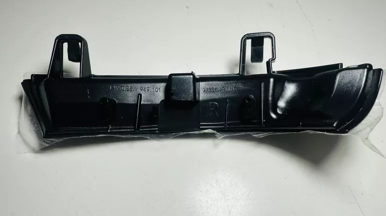 kierunkowskazy-migacze-dynamiczne-plywajace-w-lusterka-vw-golf-v-vi-sharan-typ-samochodu-129591-64