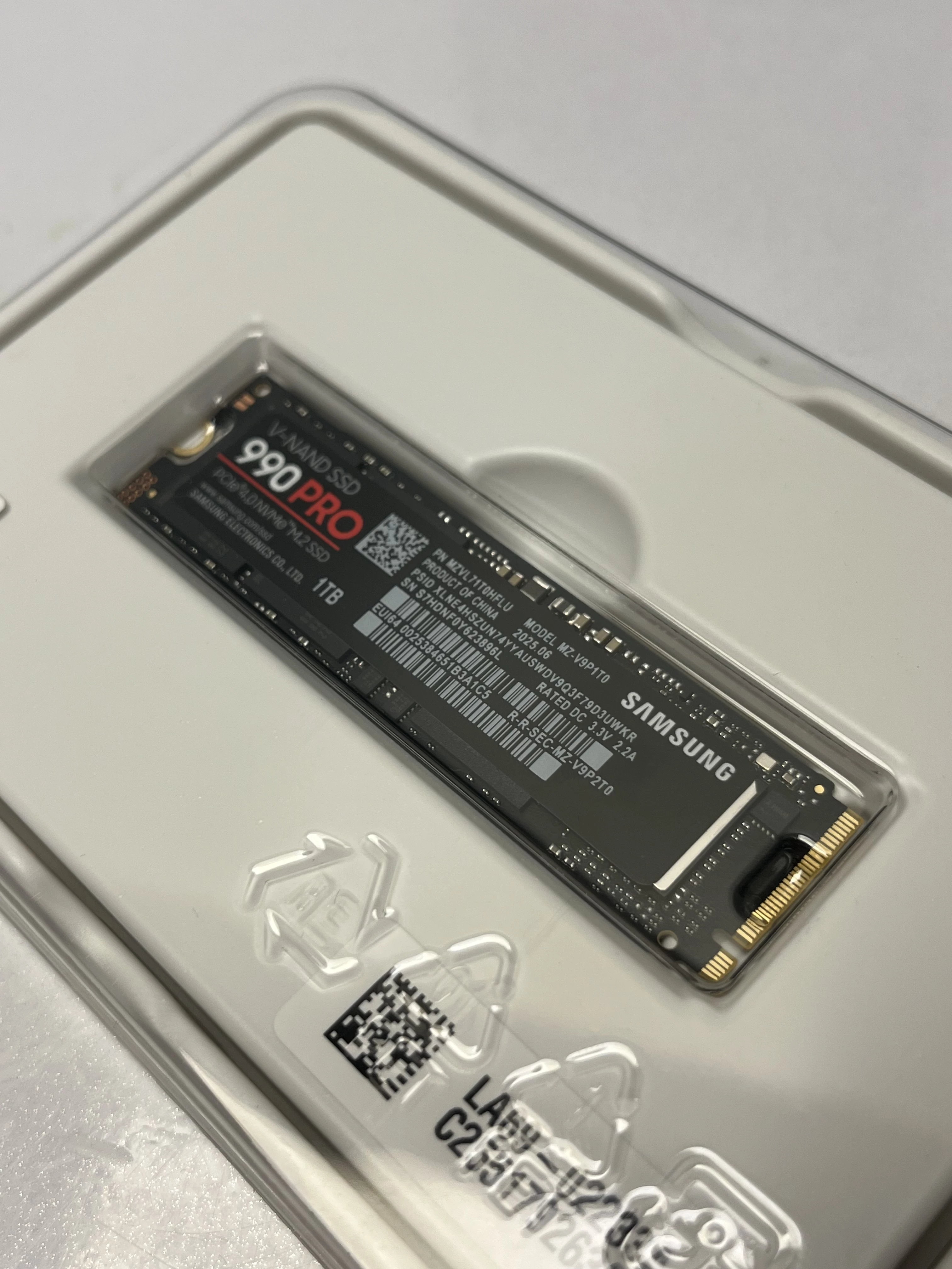 dysk-ssd-samsung-990-pro-1-tb-m2-pcie-ean-gtin-8806094215021