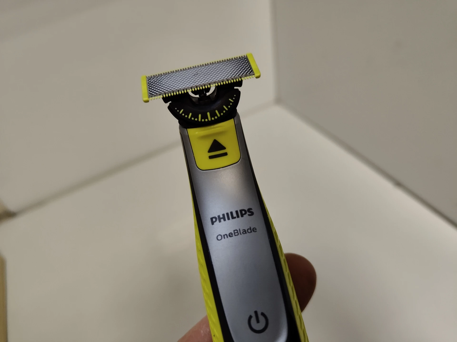 golarka-philips-oneblade-360-nasadka-grzebieniowa-5w1-qp273423-trymer-205634-385385