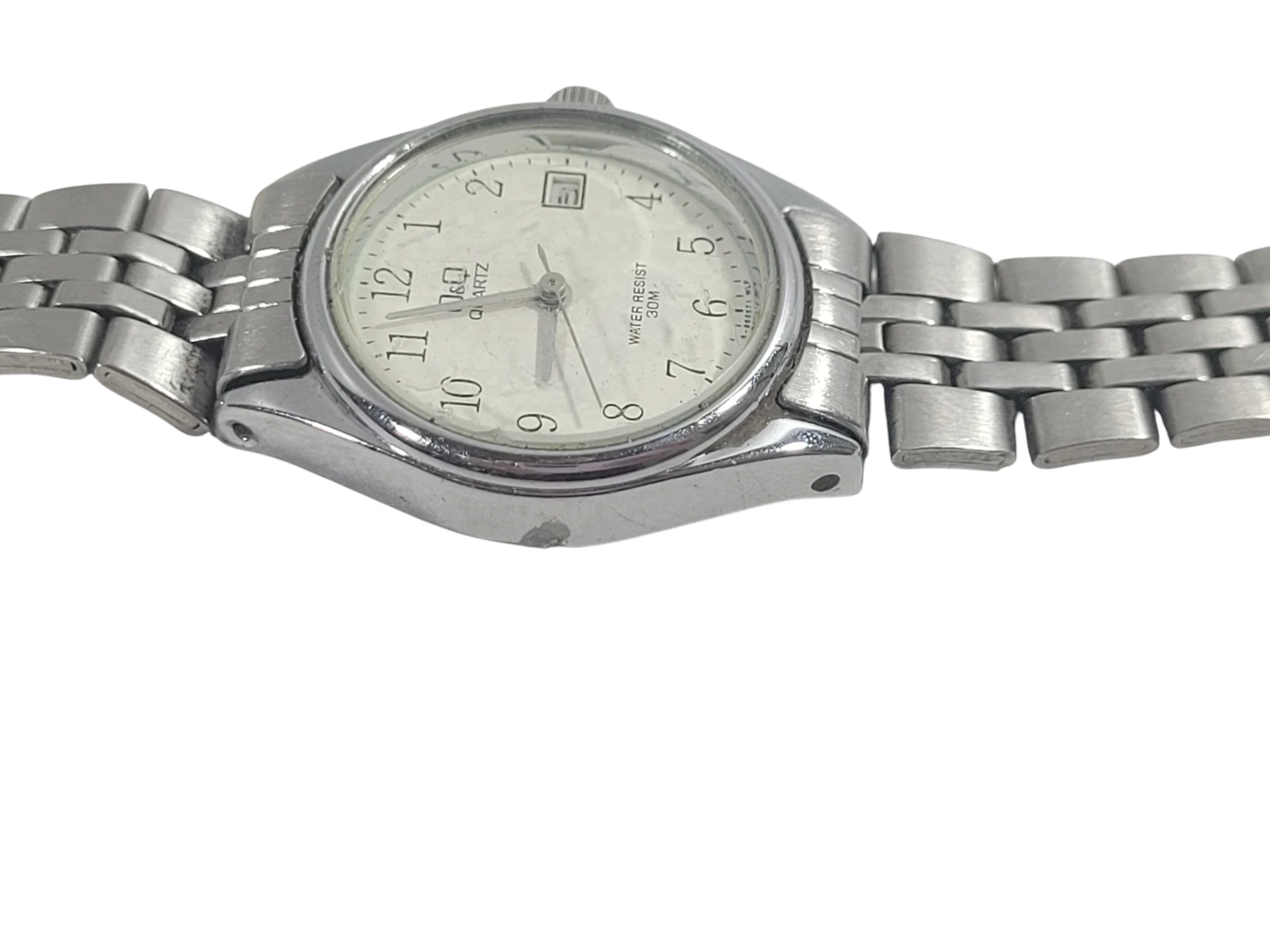 zegarek-qq-srebrny-ksztalt-koperty-129223-2