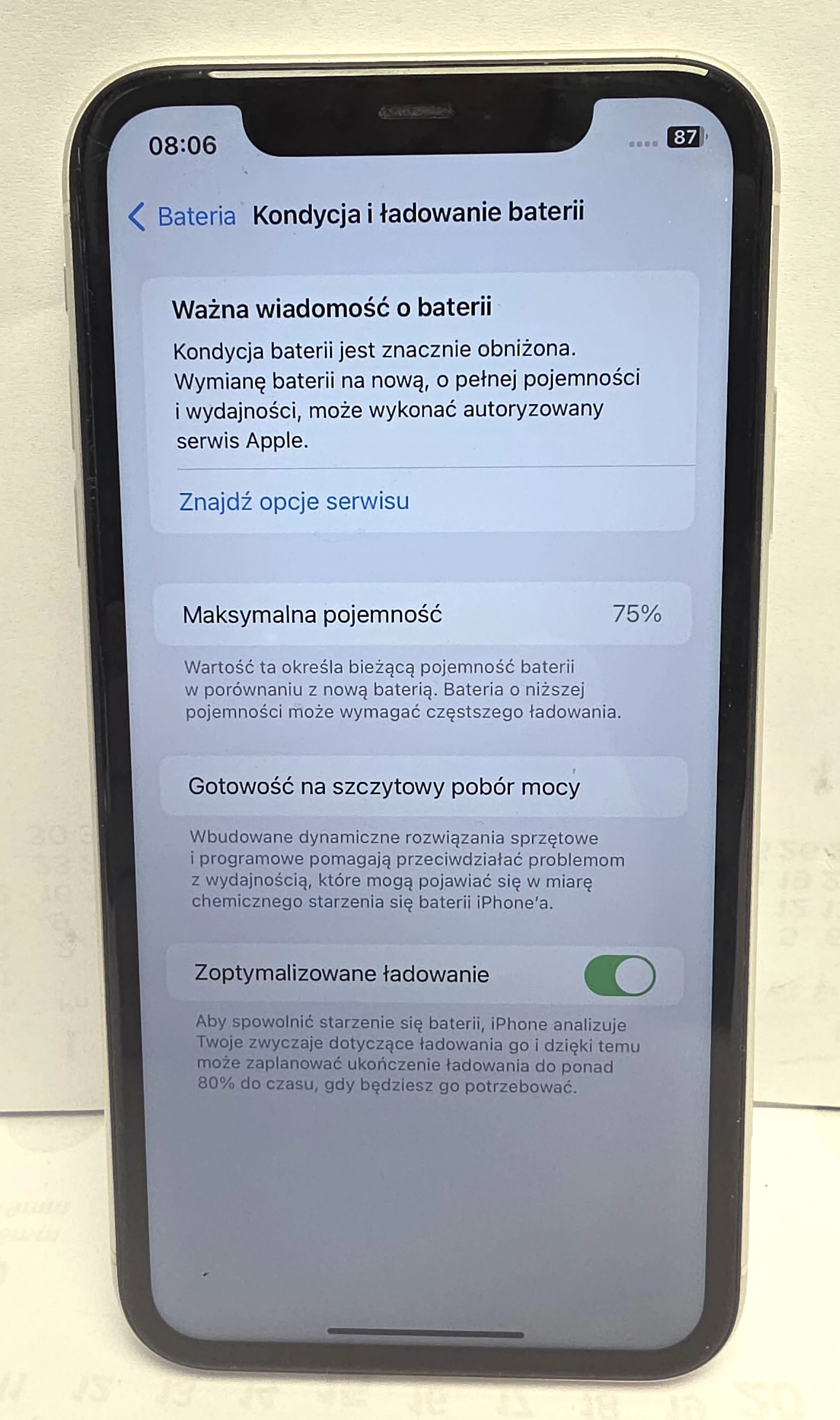 telefon-iphone-11-64gb-bat75-przekatna-ekranu-610