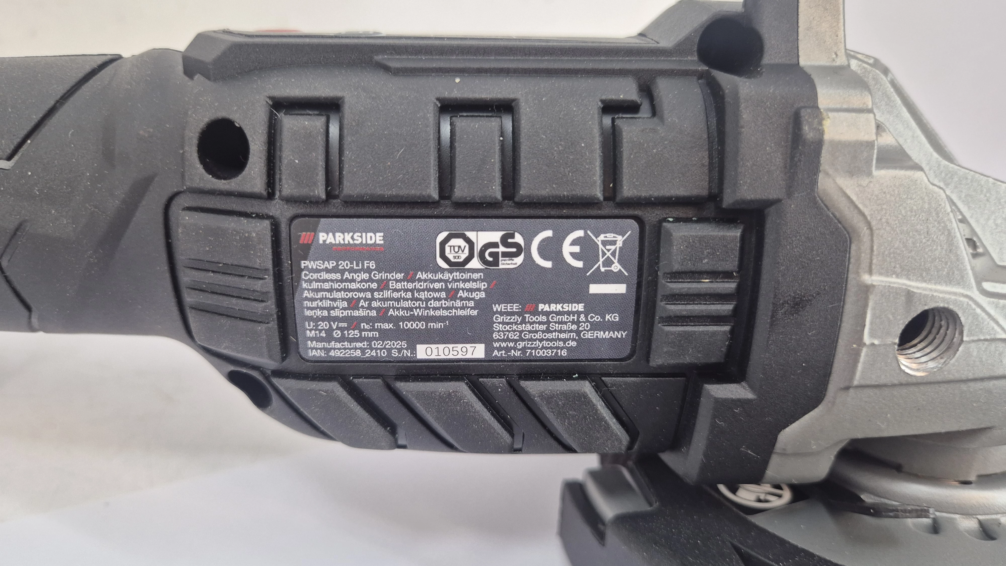 parkside-pwsap-20-li-f6-aku-2x-4mah-lad-system-mocowania-materialu-sciernego-205277-222921