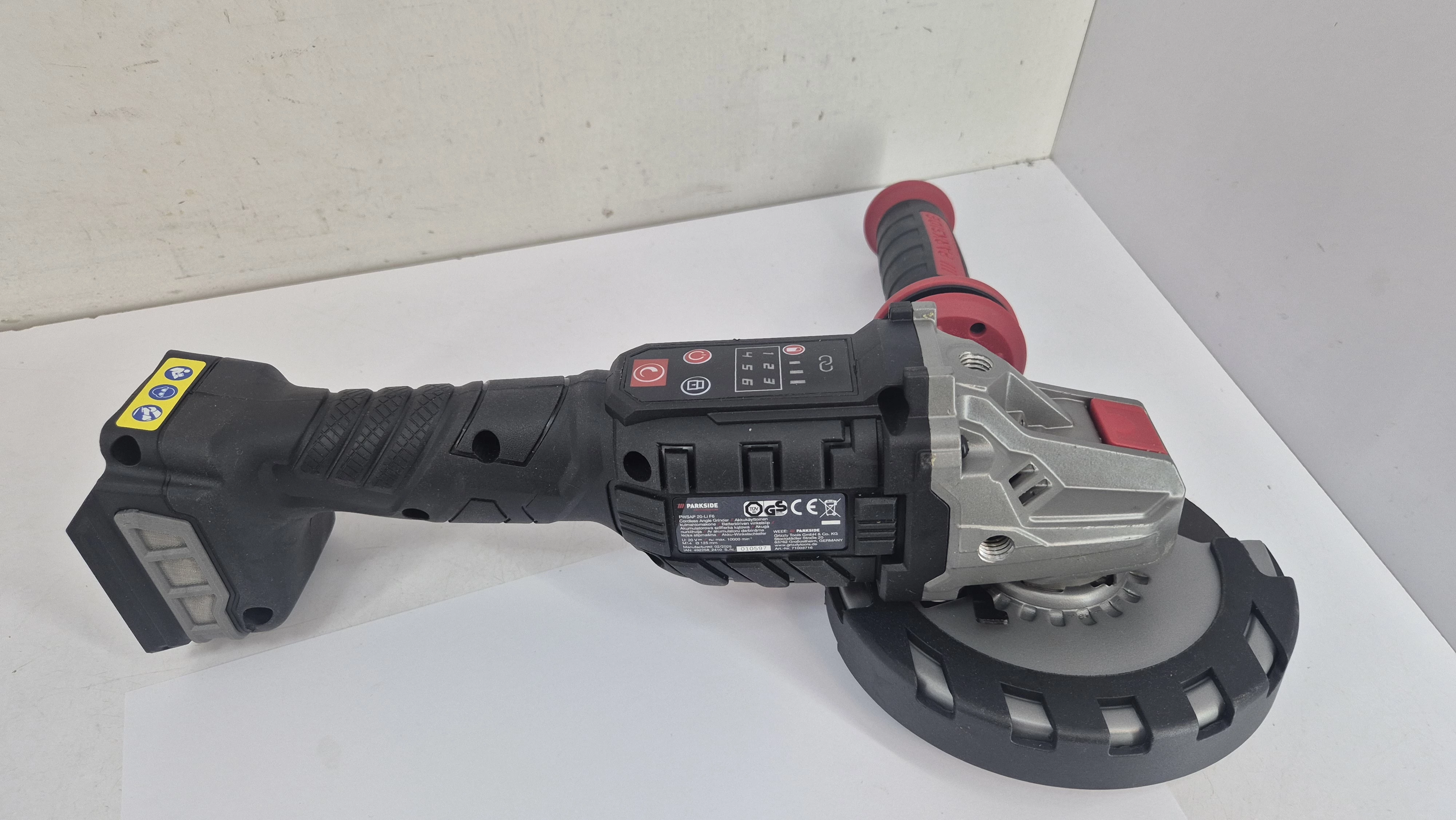 parkside-pwsap-20-li-f6-aku-2x-4mah-lad-napiecie-zasilania-2000