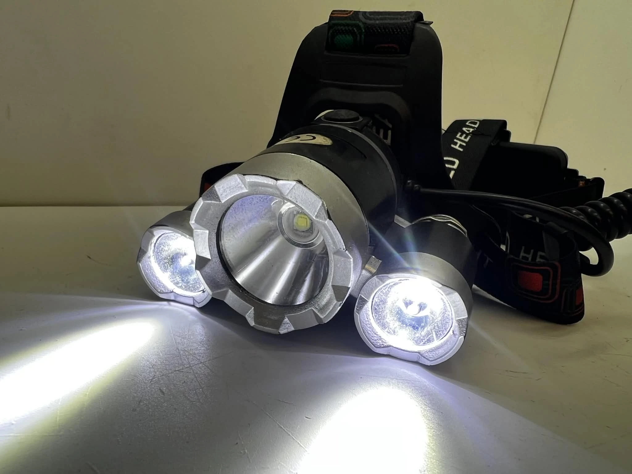 laratka-czolowa-high-power-headlamp-komplet-rodzaj-16428-1